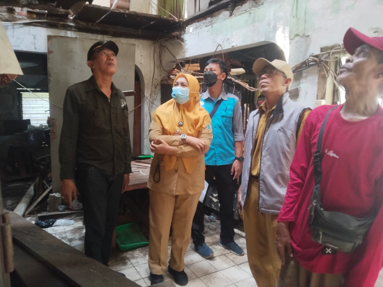 Kelurahan Pademangan Barat Lakukan Pengecekan Kondisi Lansia dan Rumah Tidak Layak Huni di RW 01 1