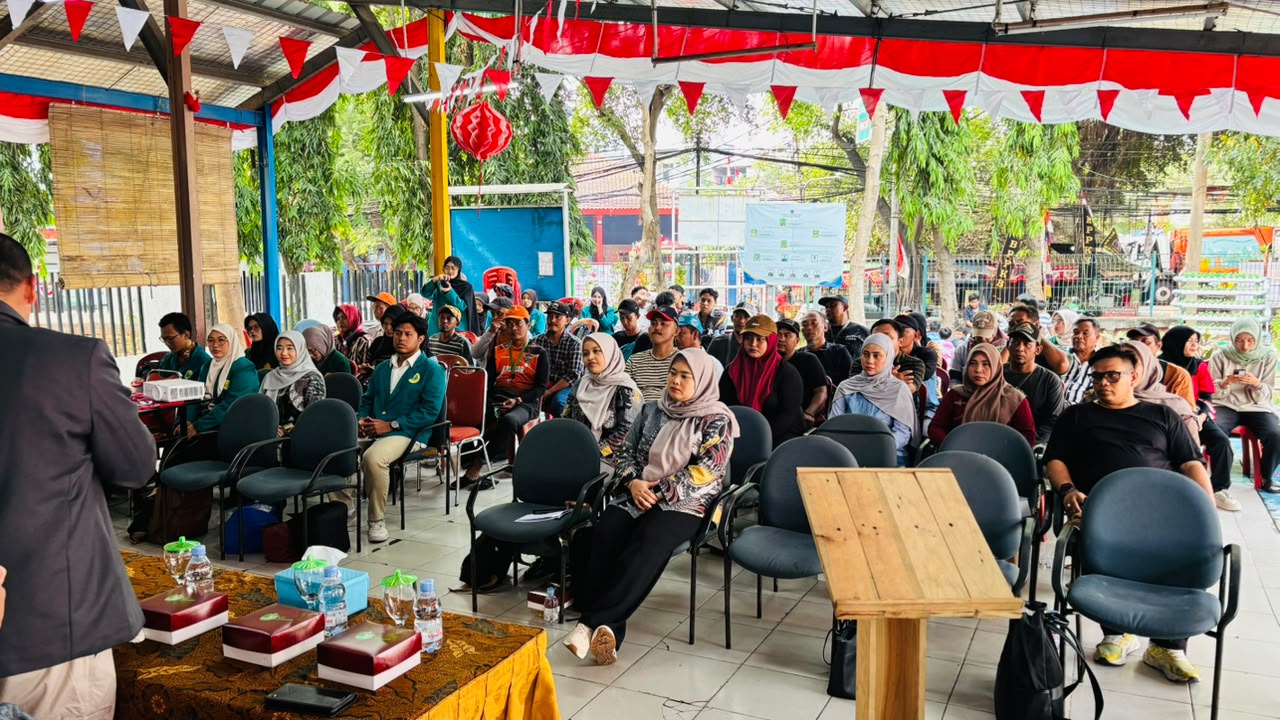 Kegiatan Pengabdian Kepada Masyarakat dari Universitas Negeri Jakarta dengan Tema Remaja Cerdas Berkarakter, Penguatan Literasi, Etika, dan Keterampilan Hidup di Era Digital. 3