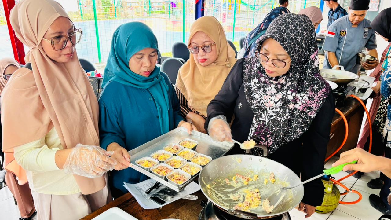 Pelatihan Kewirausahaan Komoditi Makanan di RPTRA Budi Mulia 4