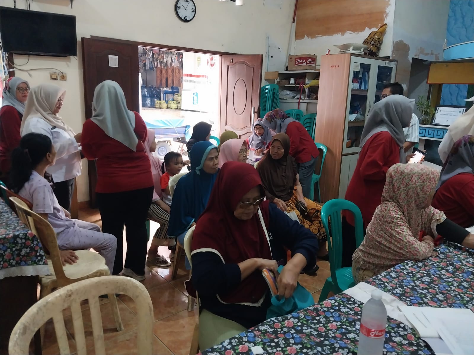 Monitoring Kegiatan Posyandu Lansia di RW 014 Kelurahan Pademangan Barat. 1