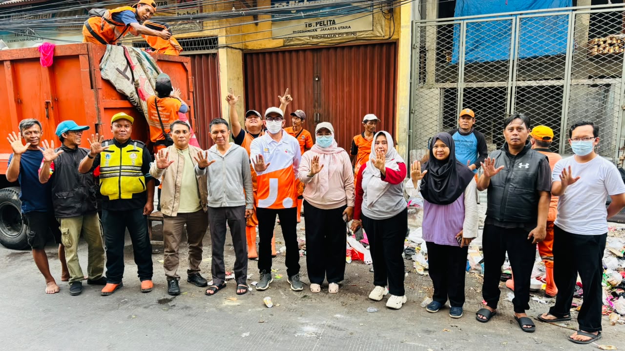 Kerja Bakti di RW 05 dan RW 011 Kelurahan Pademangan Barat, Perkuat Kolaborasi Pemerintah dan Warga 6