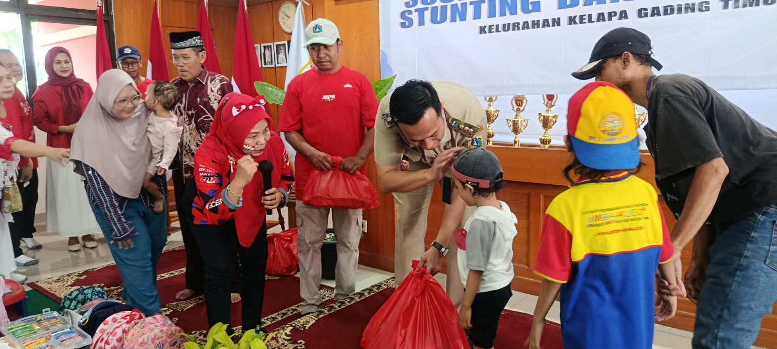Semangat Kemerdekaan di Kelapa Gading Timur, Pertin PKK Dirangkai Senam dan Lomba Kreatif 1