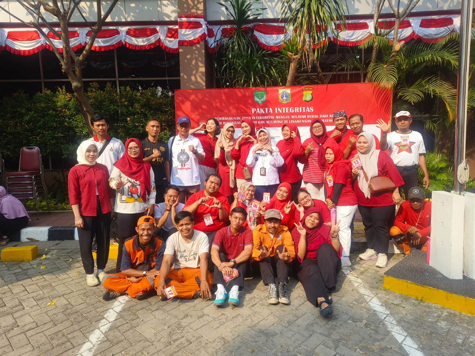 Semarak HUT RI ke-81, Kelurahan Kelapa Gading Timur Ikuti Beragam Lomba Tingkat Kecamatan 5