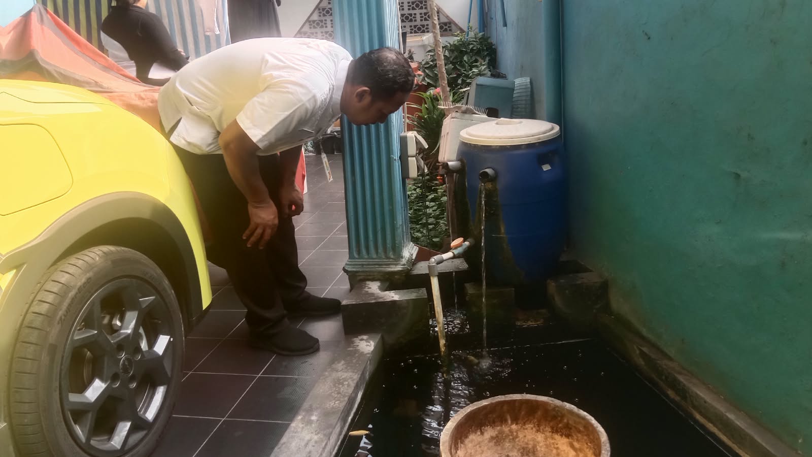 Cegah DBD, Kelurahan Kelapa Gading Timur Laksanakan Monitoring PSN di RW 05 4