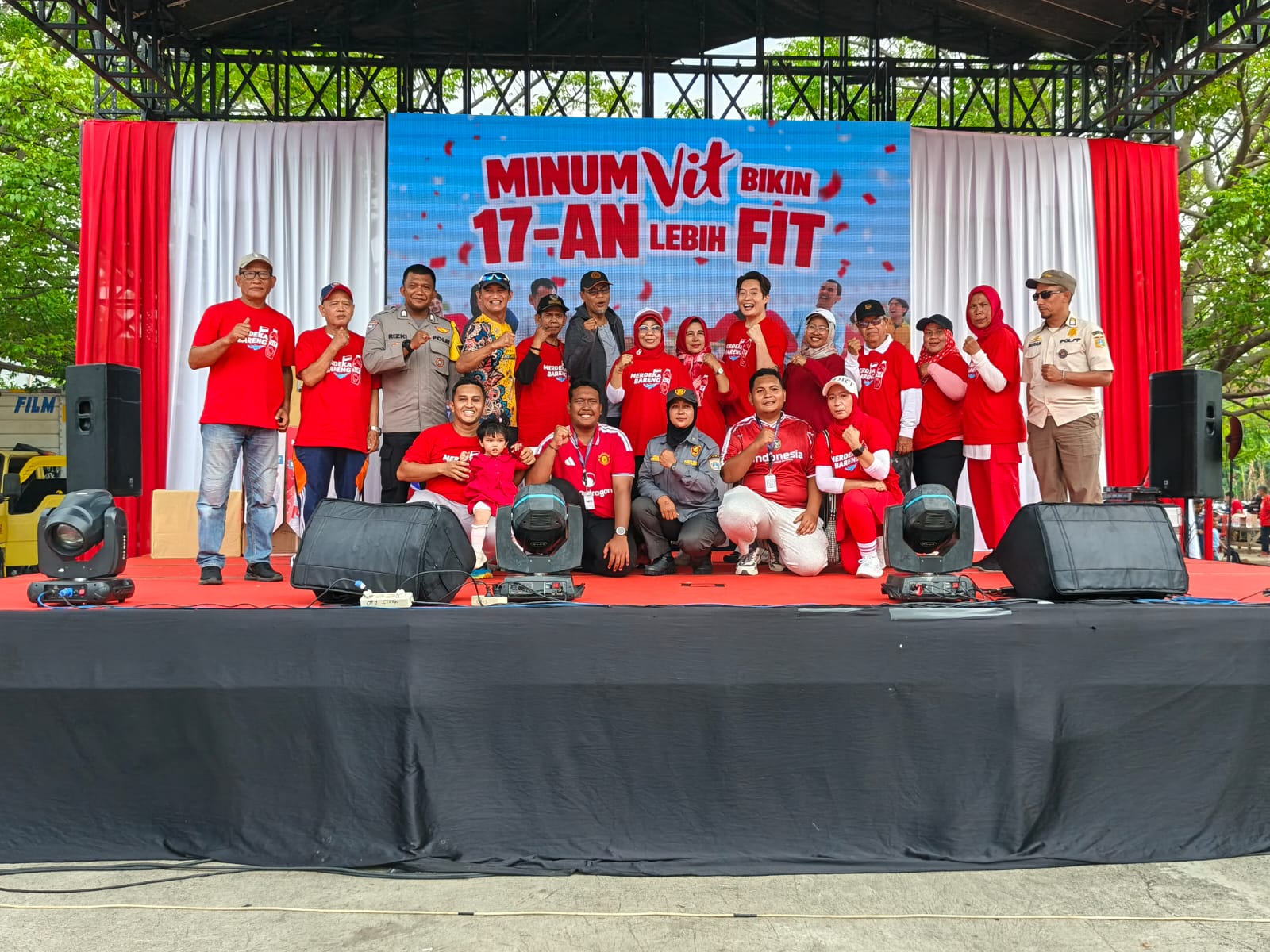 Pesta Rakyat Semarak Kemerdekaan HUT RI Ke-81 Meriahkan RW 004 Kelapa Gading Timur 1