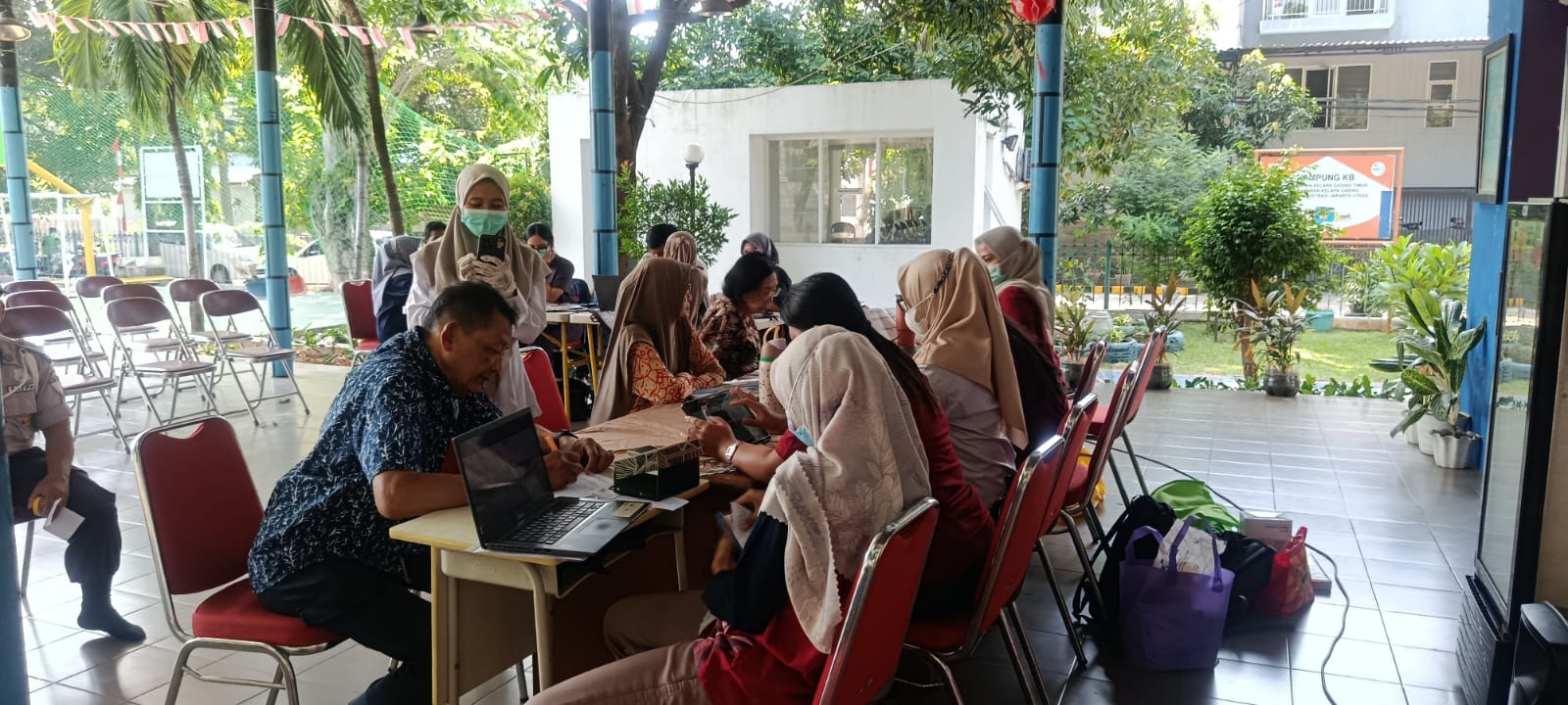 Cek Kesehatan Gratis di RPTRA Biru Laut, Upaya Mendorong Kesadaran Warga terhadap Kesehatan 4