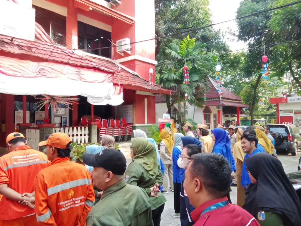 Kelurahan Kelapa Gading Timur Gelar Apel Pagi Bersama ASN dan PJLP 2