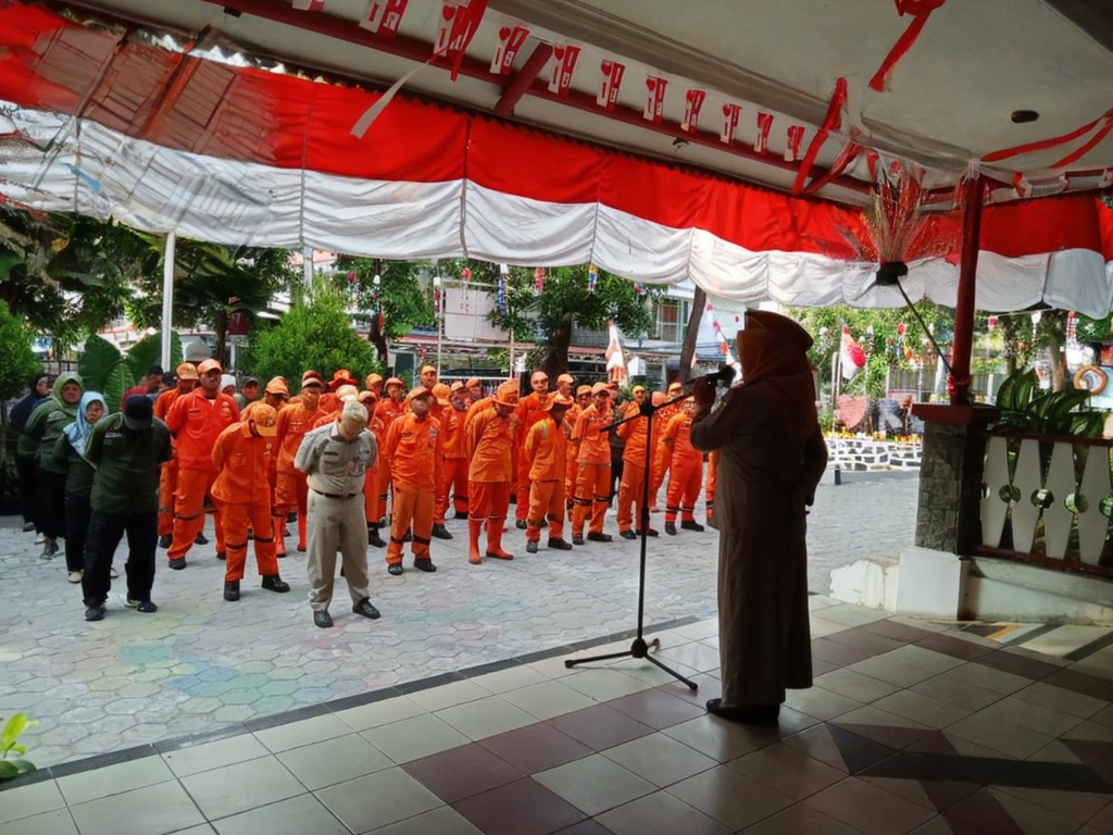 Kelurahan Kelapa Gading Timur Gelar Apel Pagi Bersama ASN dan PJLP 5