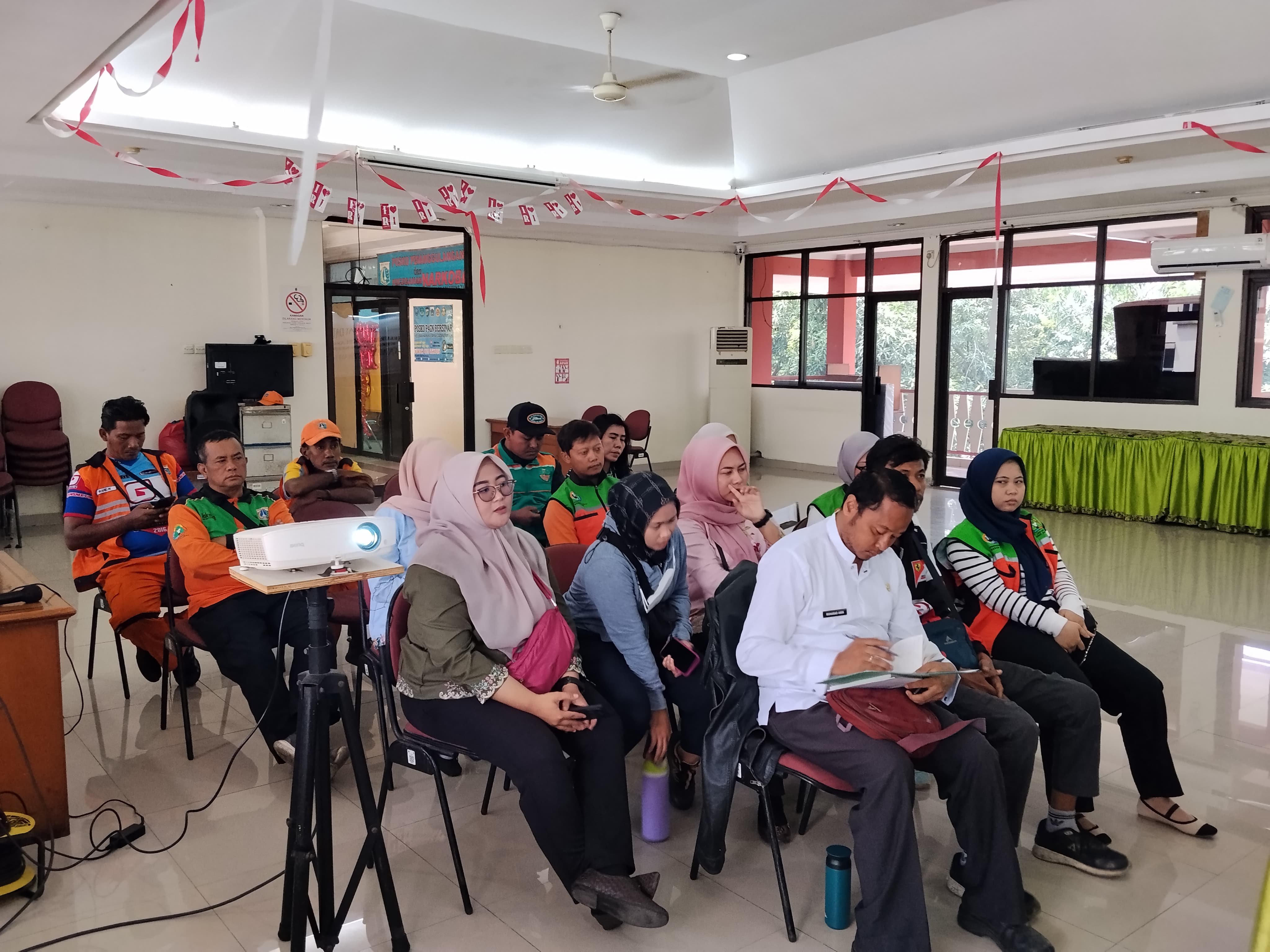 Kelurahan Kelapa Gading Timur Gelar Rapat Koordinasi Pendamping BPS RW 3