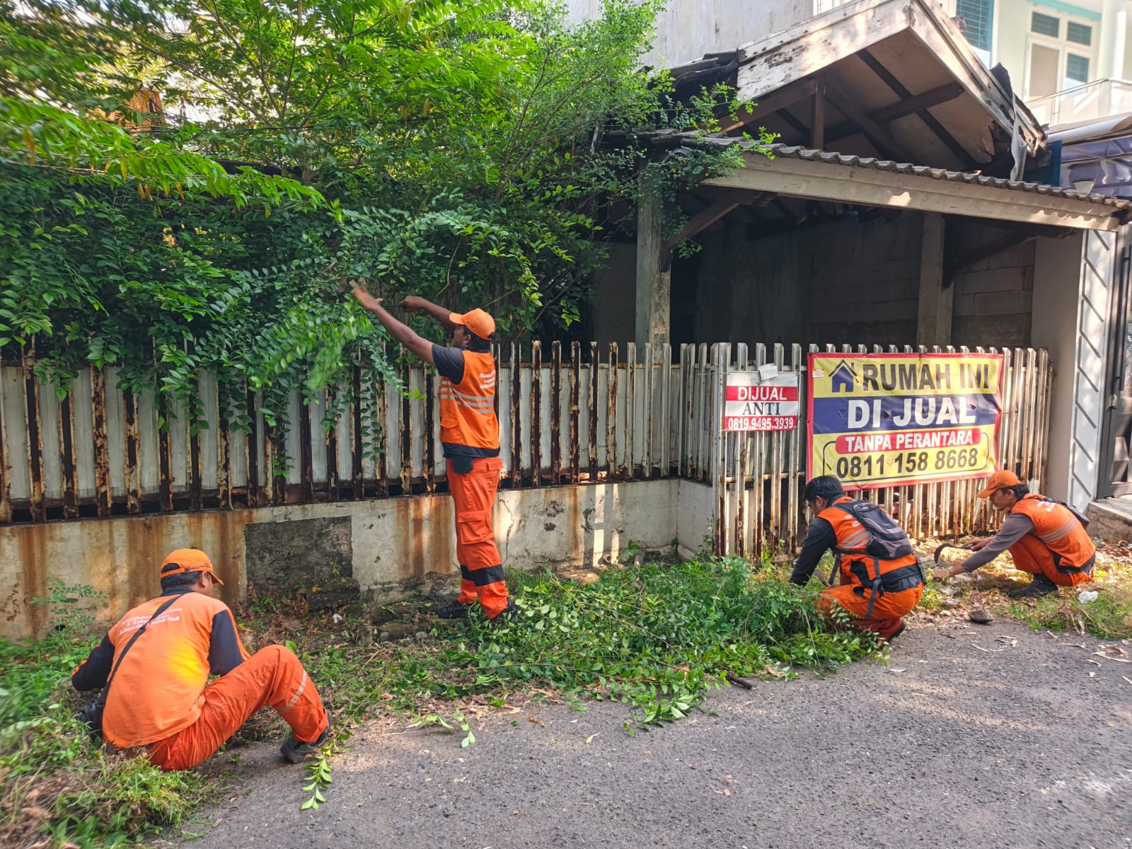 Kerja Bakti Minggu Pagi, Kelurahan Kelapa Gading Timur Perkuat Aksi Kebersihan 5