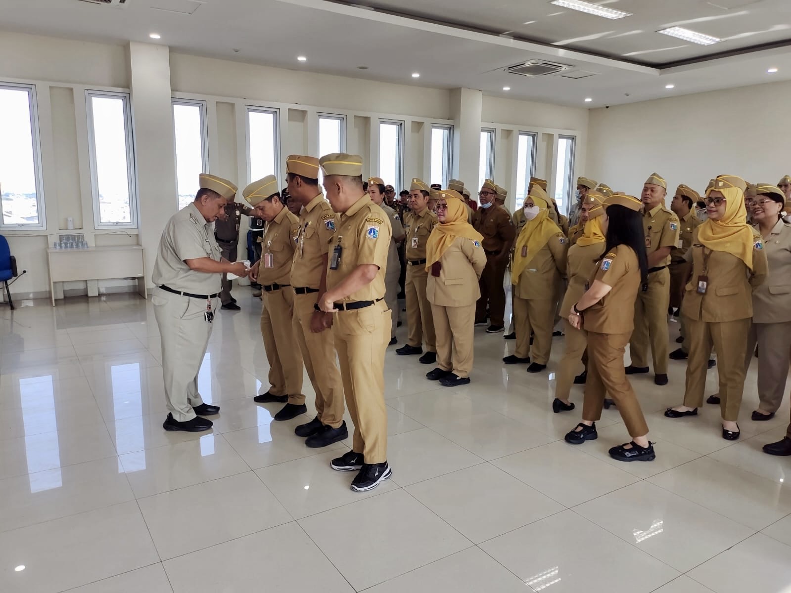 Apel Senin Pagi Terpadu Se-Kecamatan Koja 3