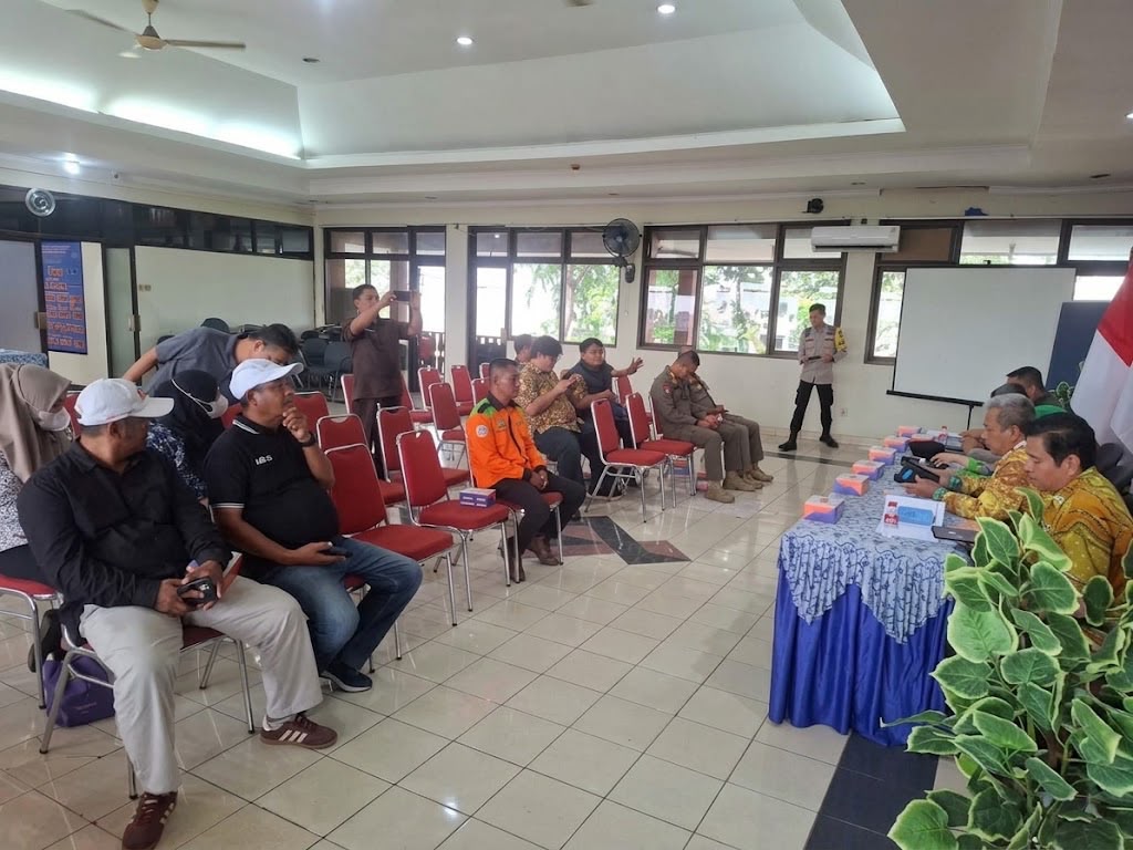 Rakor Penataan PKL Jalan Bhayangkara, Kelurahan Tugu Utara Upayakan Penataan Ruang Publik yang Tertib dan Kondusif 1