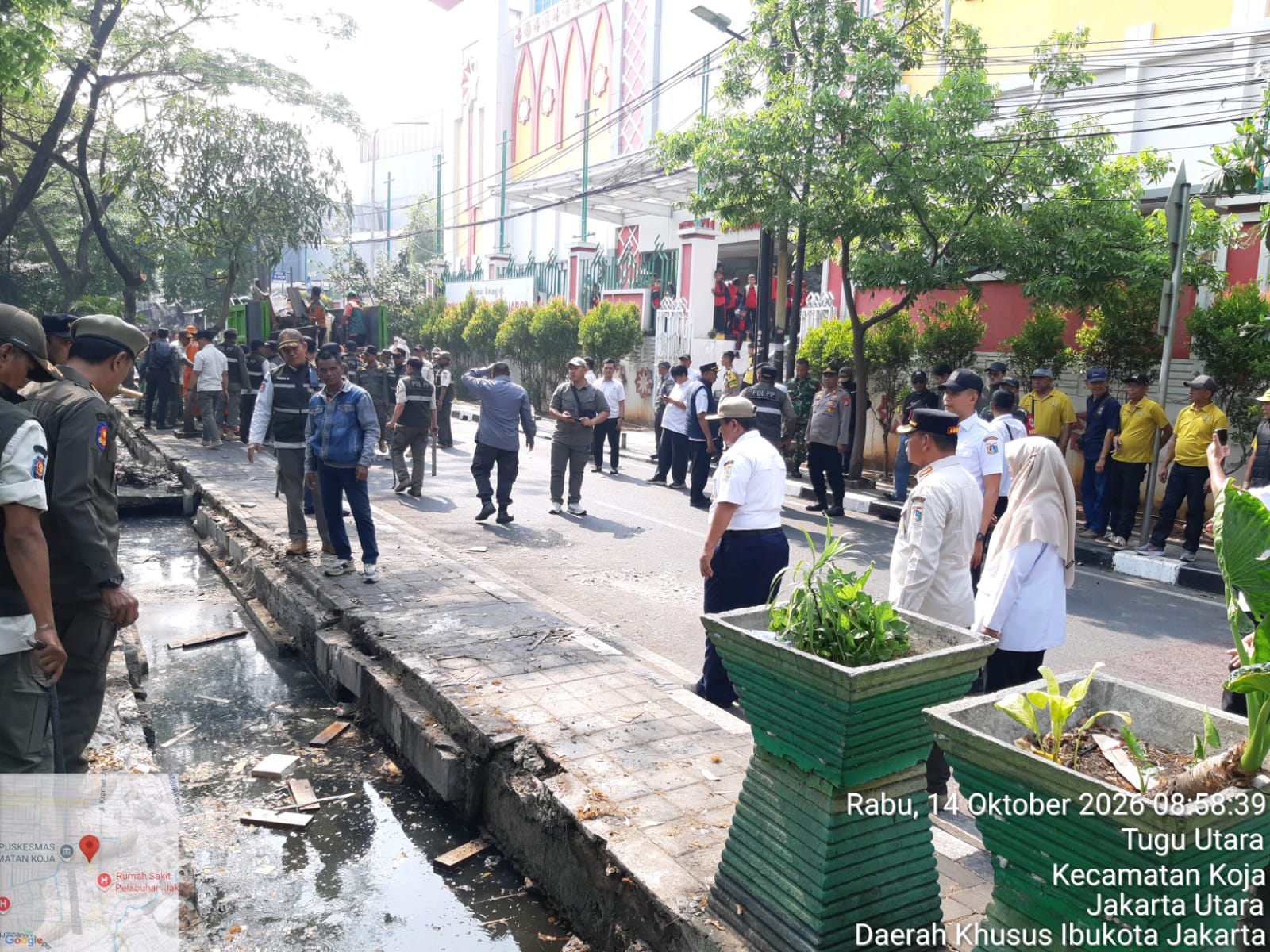 Kecamatan Koja Tertibkan PKL dan Parkir Liar di Sekitar Pasar Koja Baru Demi Kenyamanan Warga 3