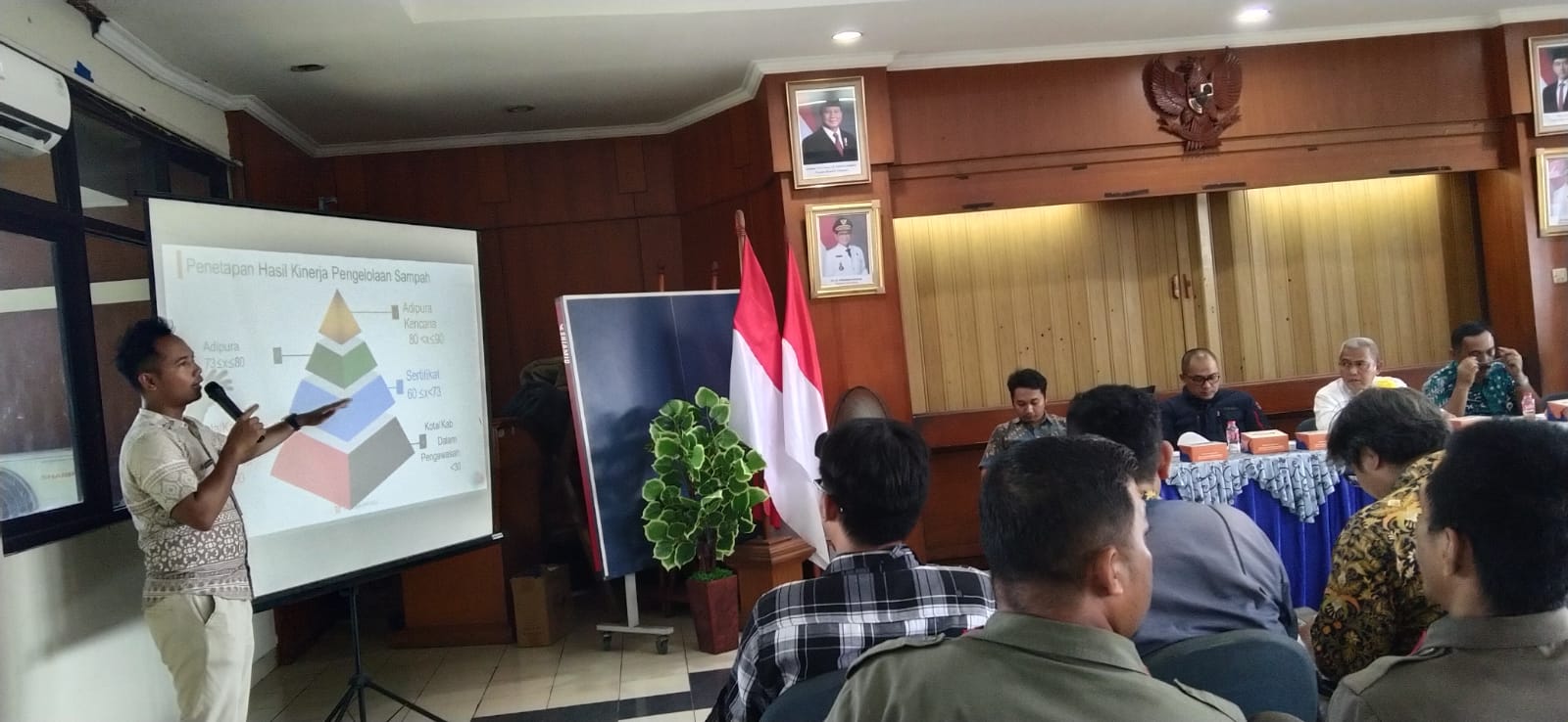 Kasie Ekbang Kecamatan Koja Bersama Lurah Tugu Utara Hadiri Sosialisasi Persiapan Penilaian Adipura 2026 3
