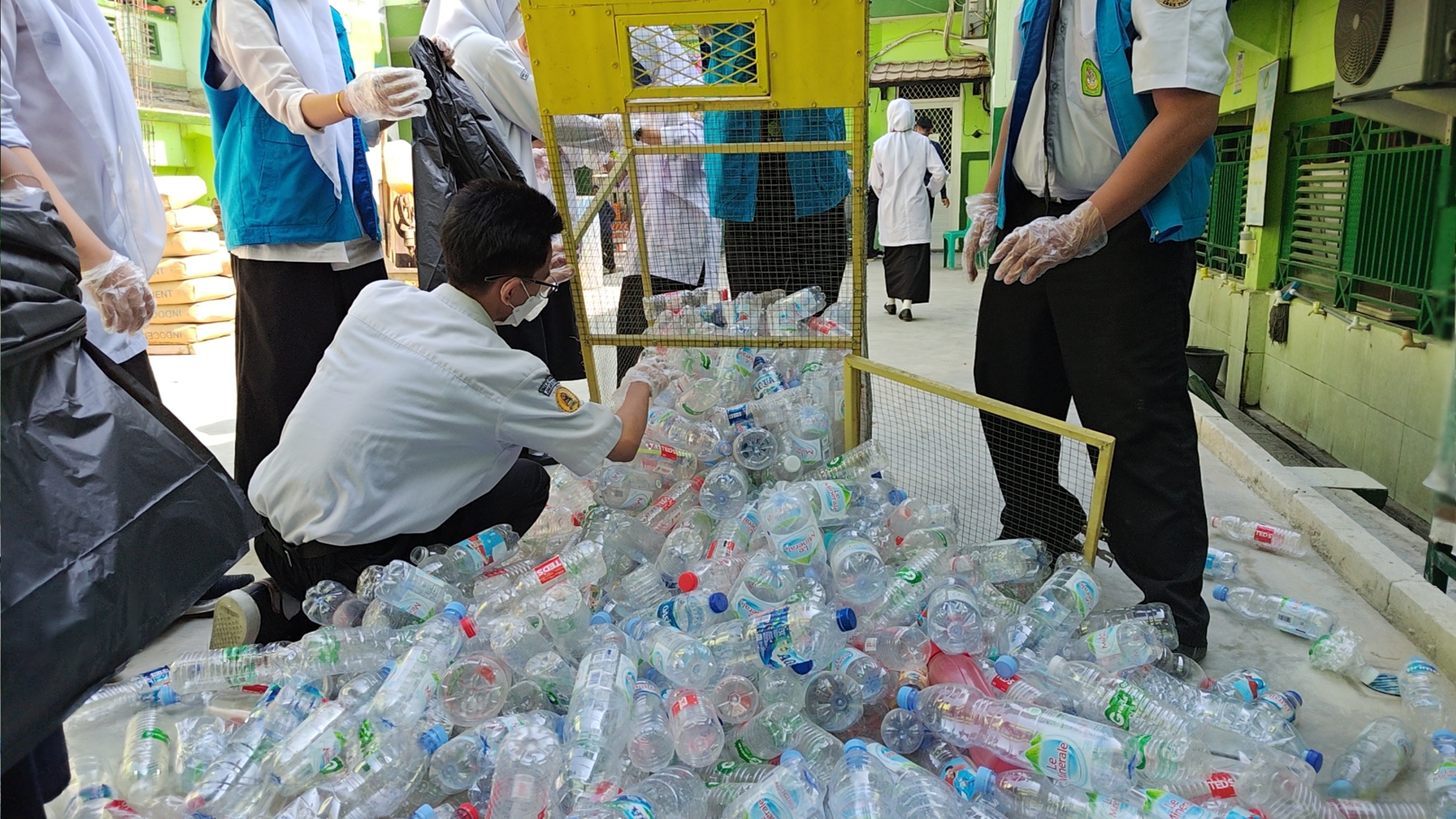 PILAH SAMPAH, JAGA LINGKUNGAN! 1