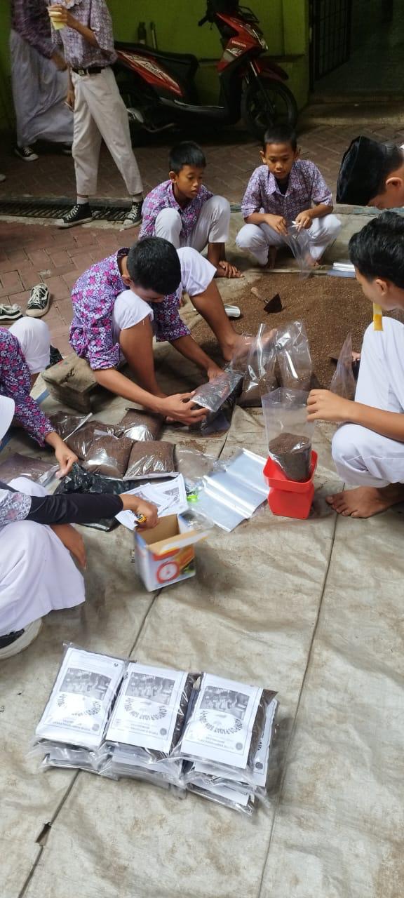 Pilah Sampahnya, Olah Sampahnya, Manfaatkan Hasilnya! 6