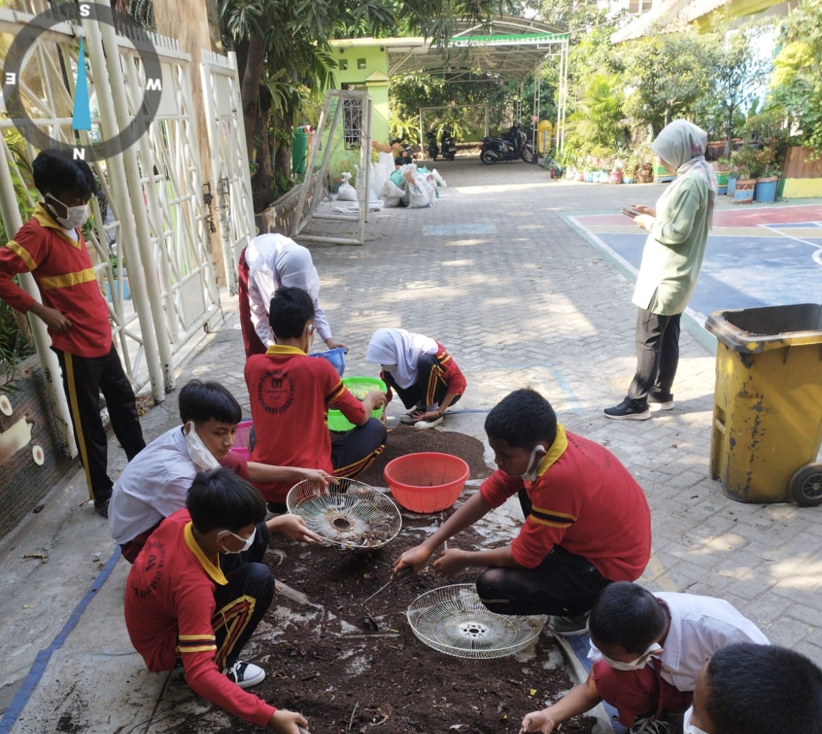 Pilah Sampahnya, Olah Sampahnya, Manfaatkan Hasilnya! 4