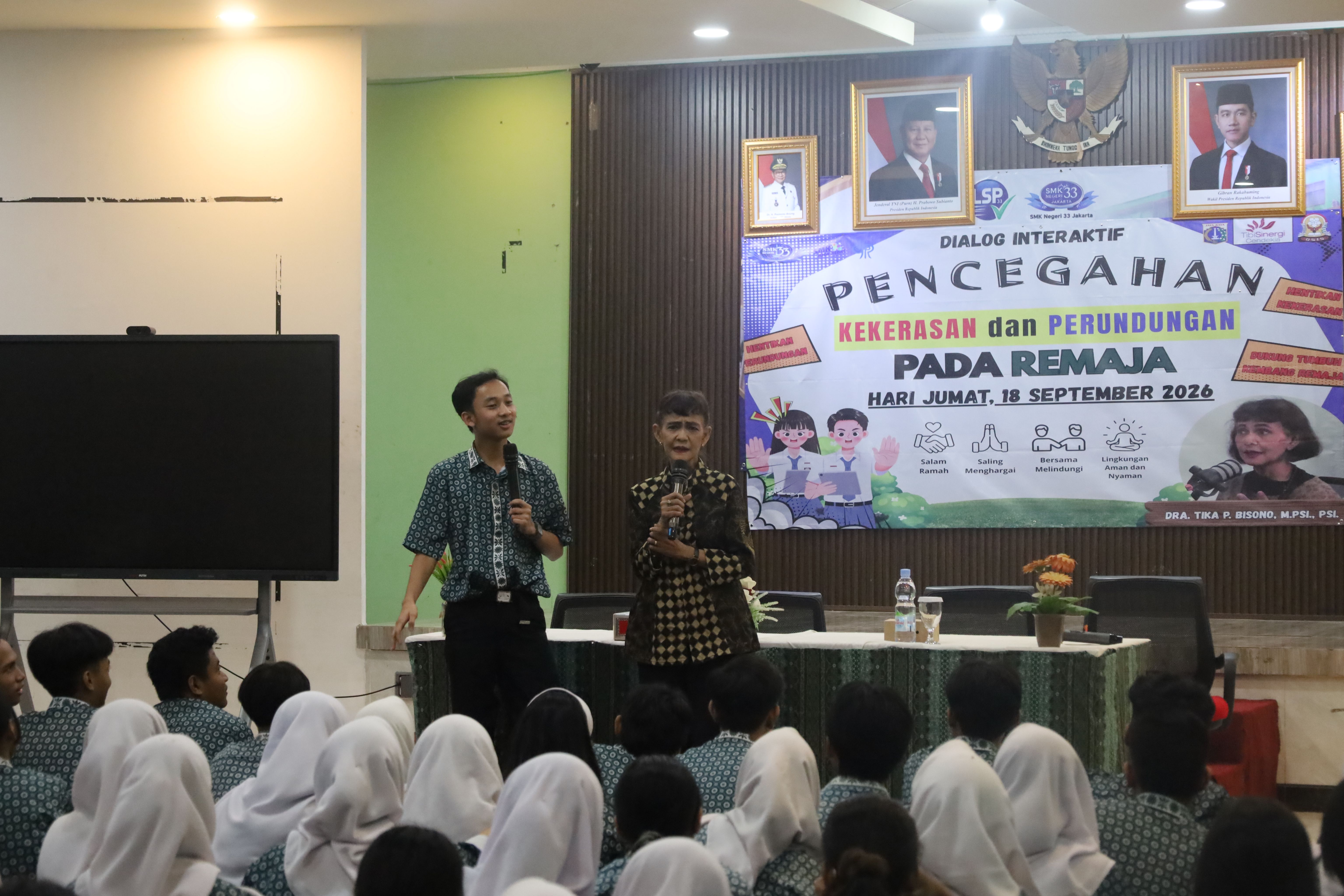 DIALOG INTERAKTIF PENCEGAHAN KEKERASAN DAN PERUNDUNGAN PADA REMAJA DI SMK NEGERI 33 4