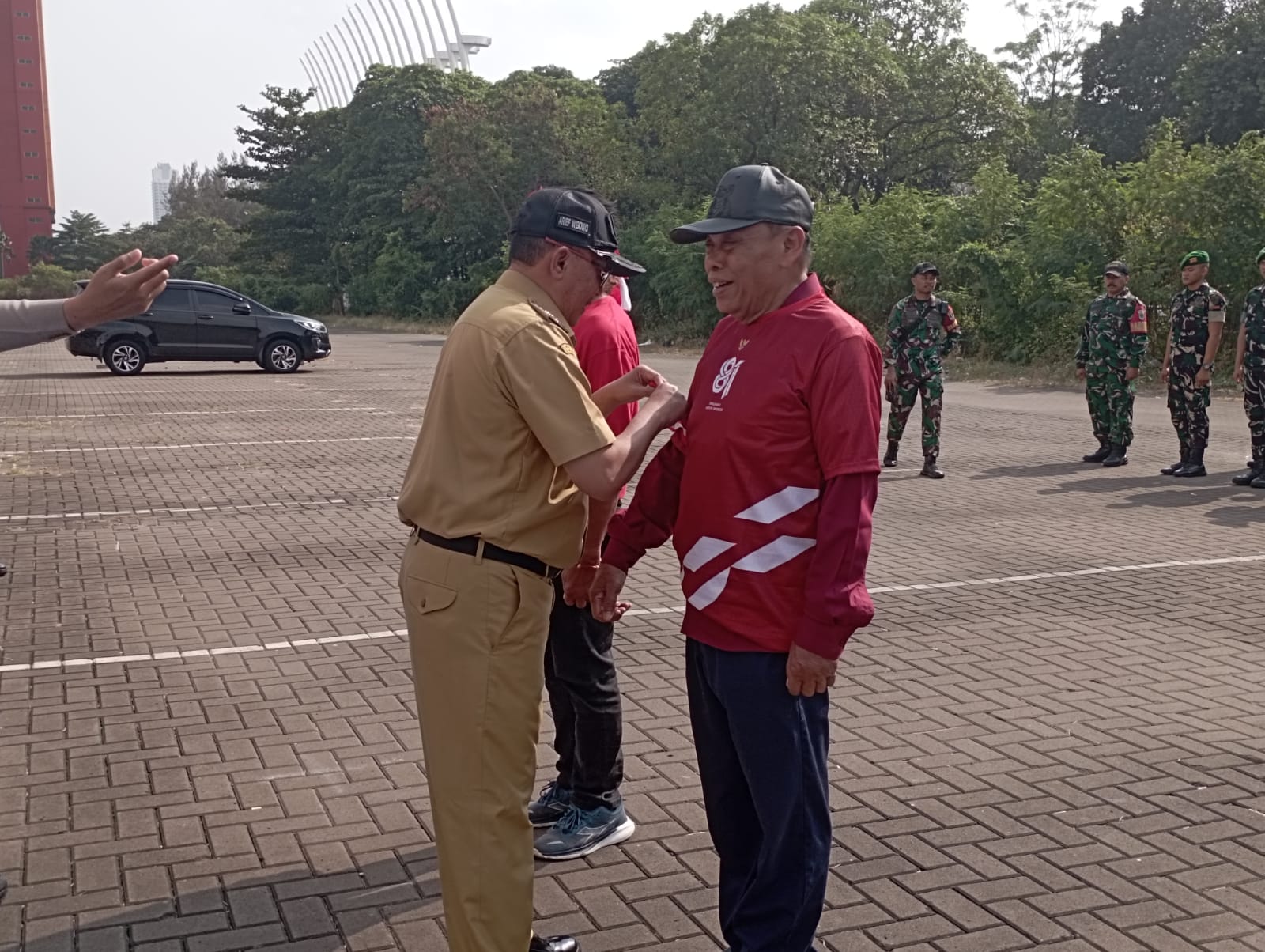 Ciptakan Wilayah Kondusif, Kecamatan Pademangan Gelar Apel Deklarasi Anti Tawuran di Parkiran C3 Kemayoran Lapangan Benyamin Sueb 3