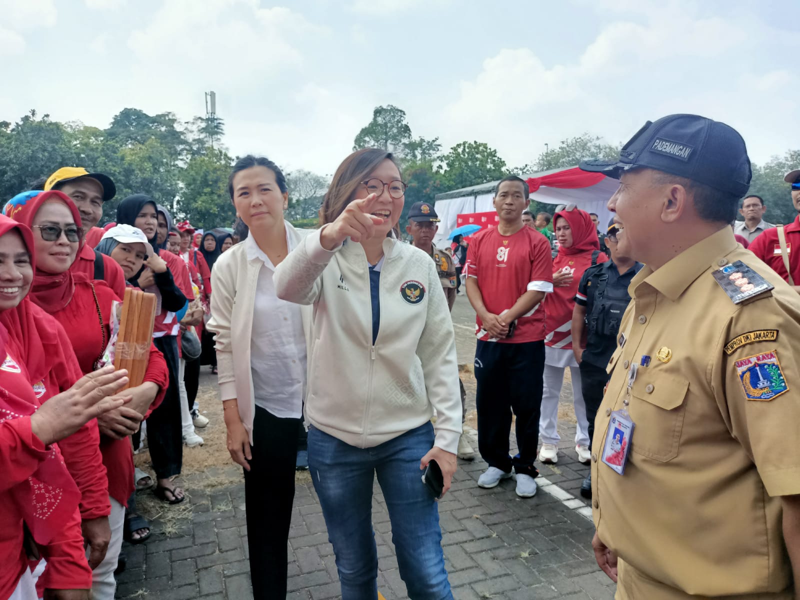 Semarak Kemerdekaan dan Kepedulian  Kecamatan Pademangan Gelar Pesta Jamuan Rakyat Bersama Wamen PPPA Veronica Tan di Lapangan Benyamin Sueb C3 Kemayoran 2