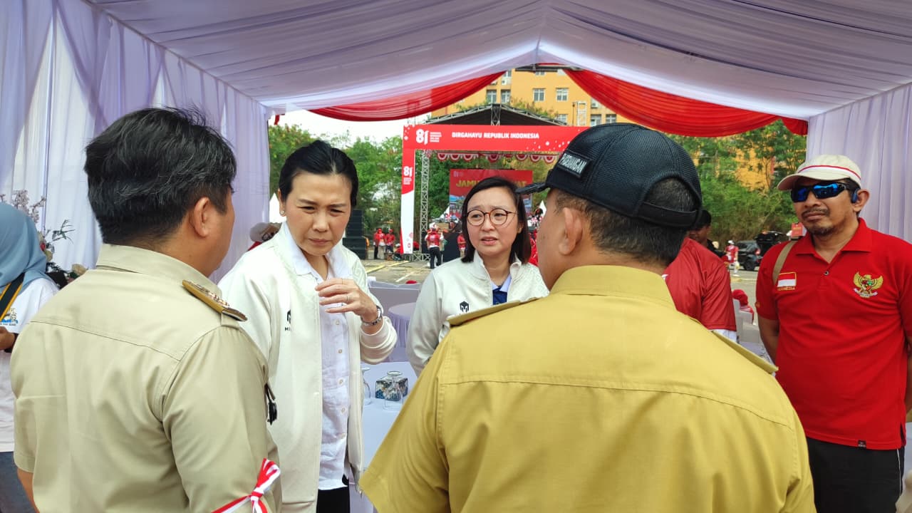 Semarak Kemerdekaan dan Kepedulian  Kecamatan Pademangan Gelar Pesta Jamuan Rakyat Bersama Wamen PPPA Veronica Tan di Lapangan Benyamin Sueb C3 Kemayoran 4