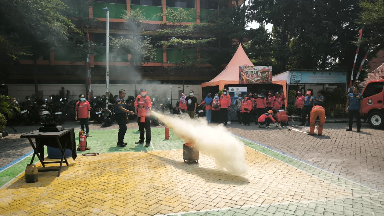 Pembinaan REDKAR Kelurahan Rawa Badak Utara 2
