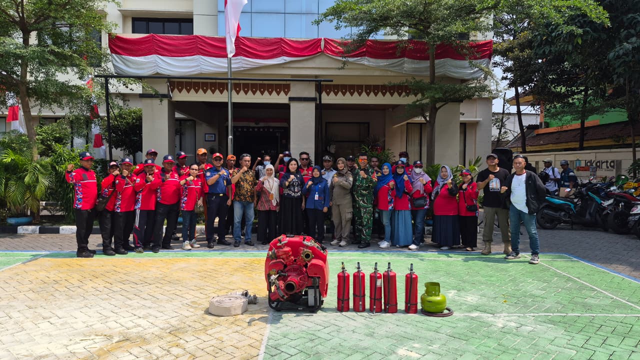 Pembinaan REDKAR Kelurahan Rawa Badak Utara 3