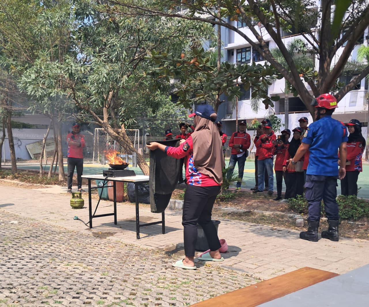 Sosialisasi Pencegahan dan Penanggulangan Kebakaran Di RW 11 Kel. Marunda 3