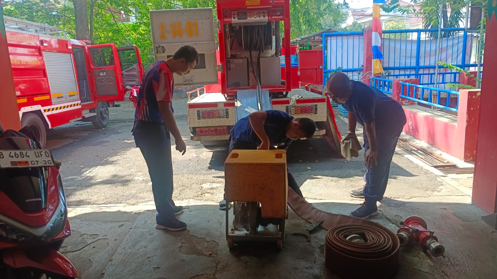 Sabtu Bersih Gajah Merah (KDO dan Peralatan) 2