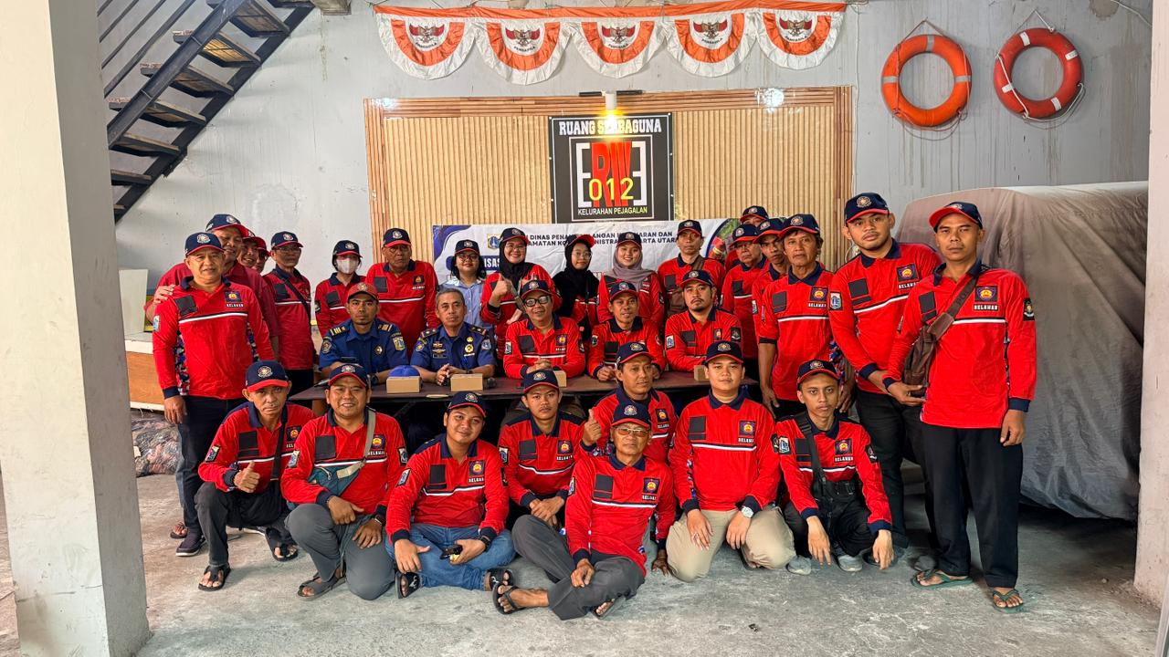 Sosialisasi pencegahan dan Penanggulangan Kebakaran di Lingkungan RW 12 Kelurahan Pejagalan 1