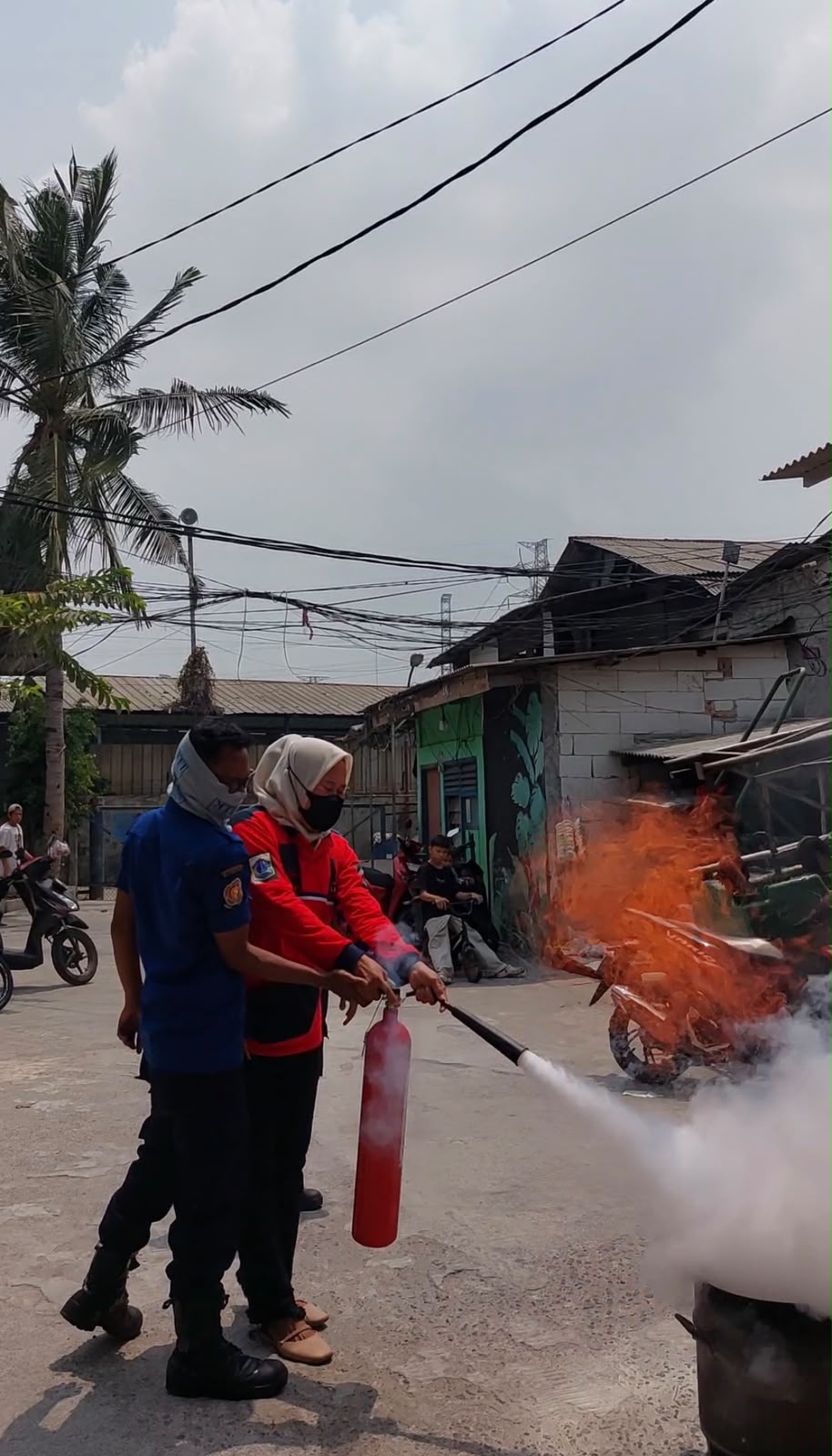 Sosialisasi Pencegahan dan Penanggulangan Kebakaran RW 11 Kel. Rawa Badak Selatan. 5