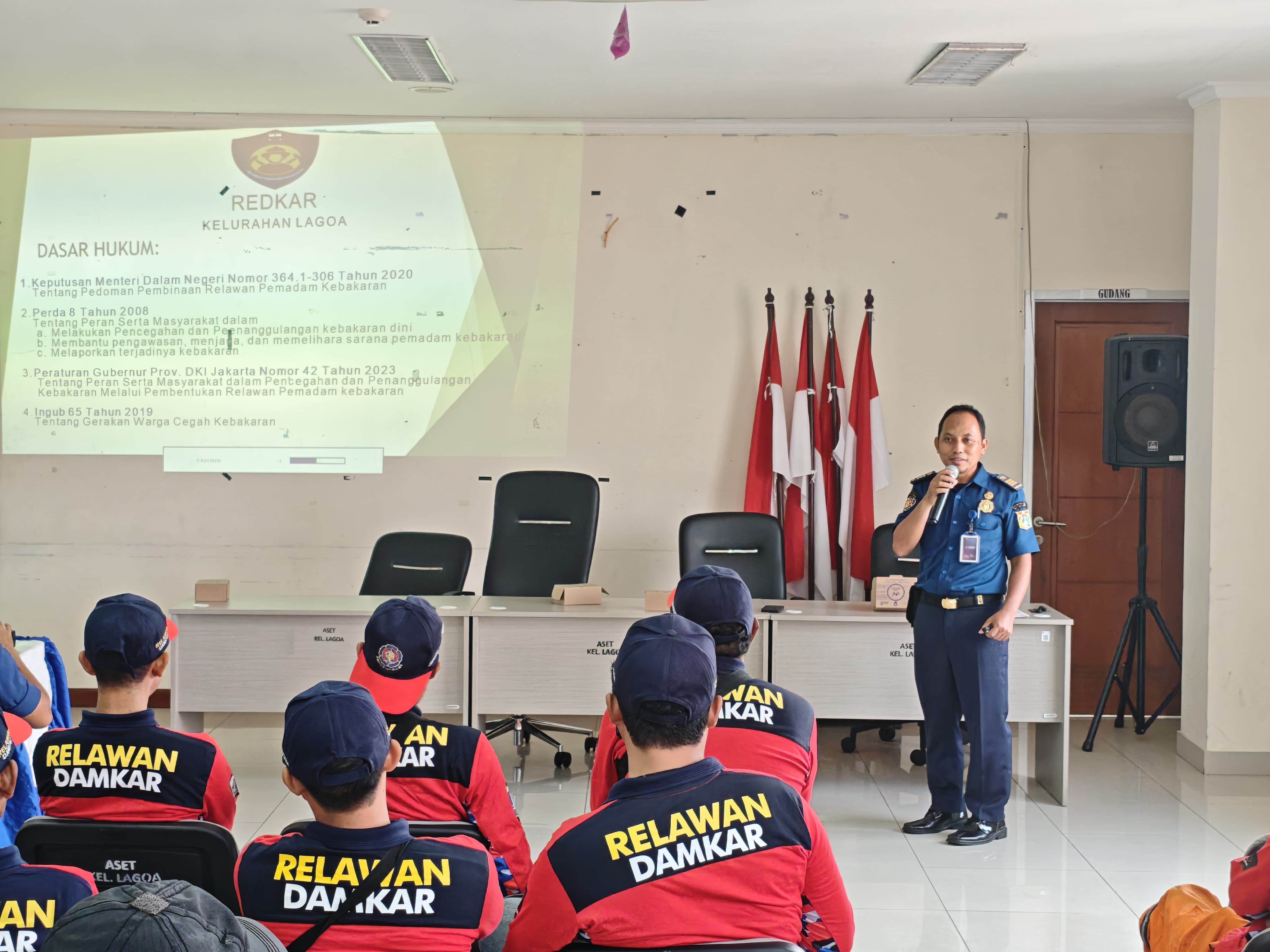 Pembinaan REDKAR Kelurahan Lagoa 1