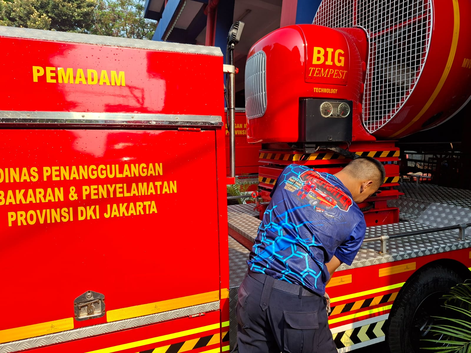 Sabtu Bersih-Bersih Gajah Merah 4