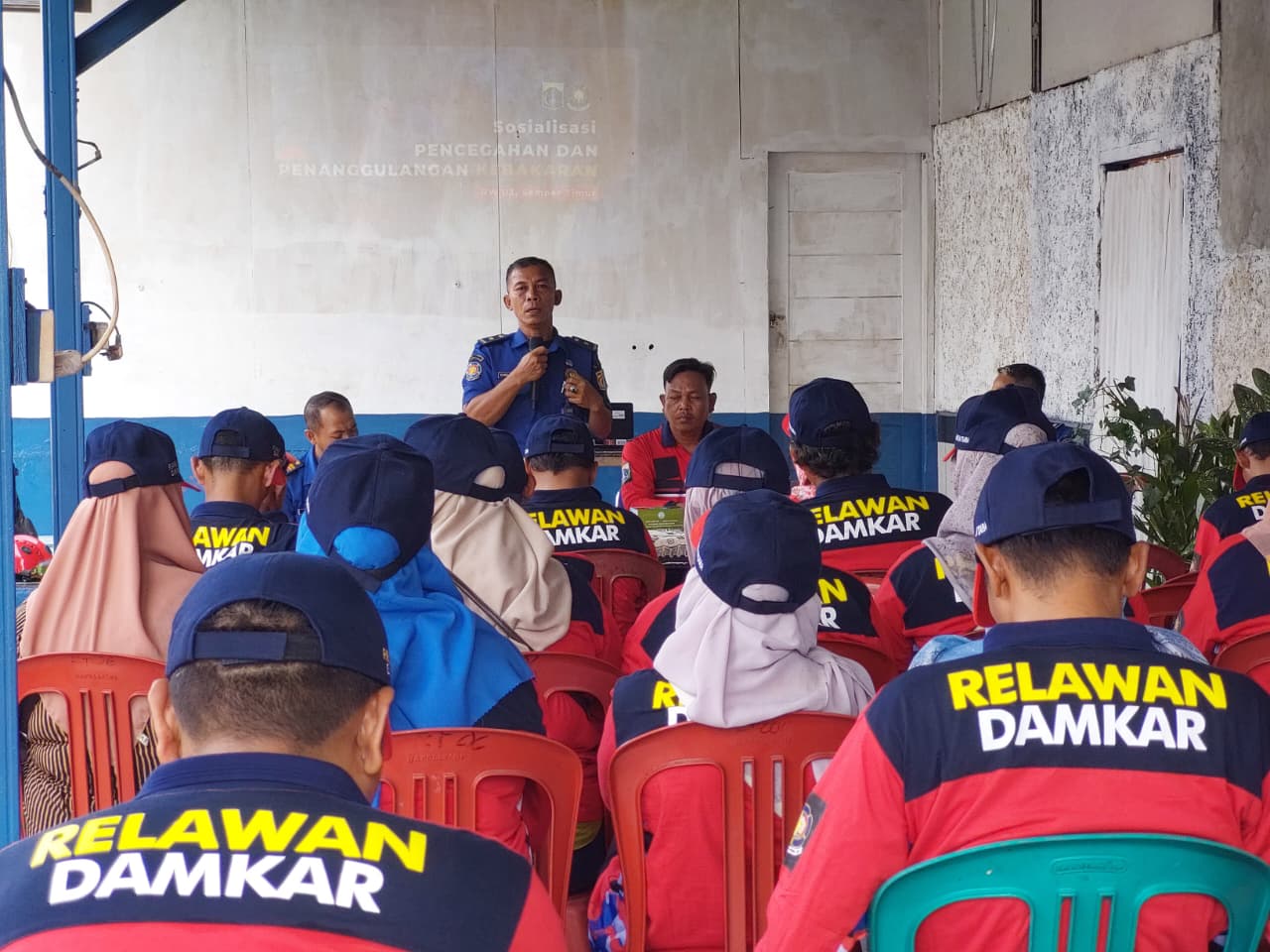 Sosialisasi Pencegahan dan Penanggulangan Kebakaran di RW 03 Kel. Semper Timur 1