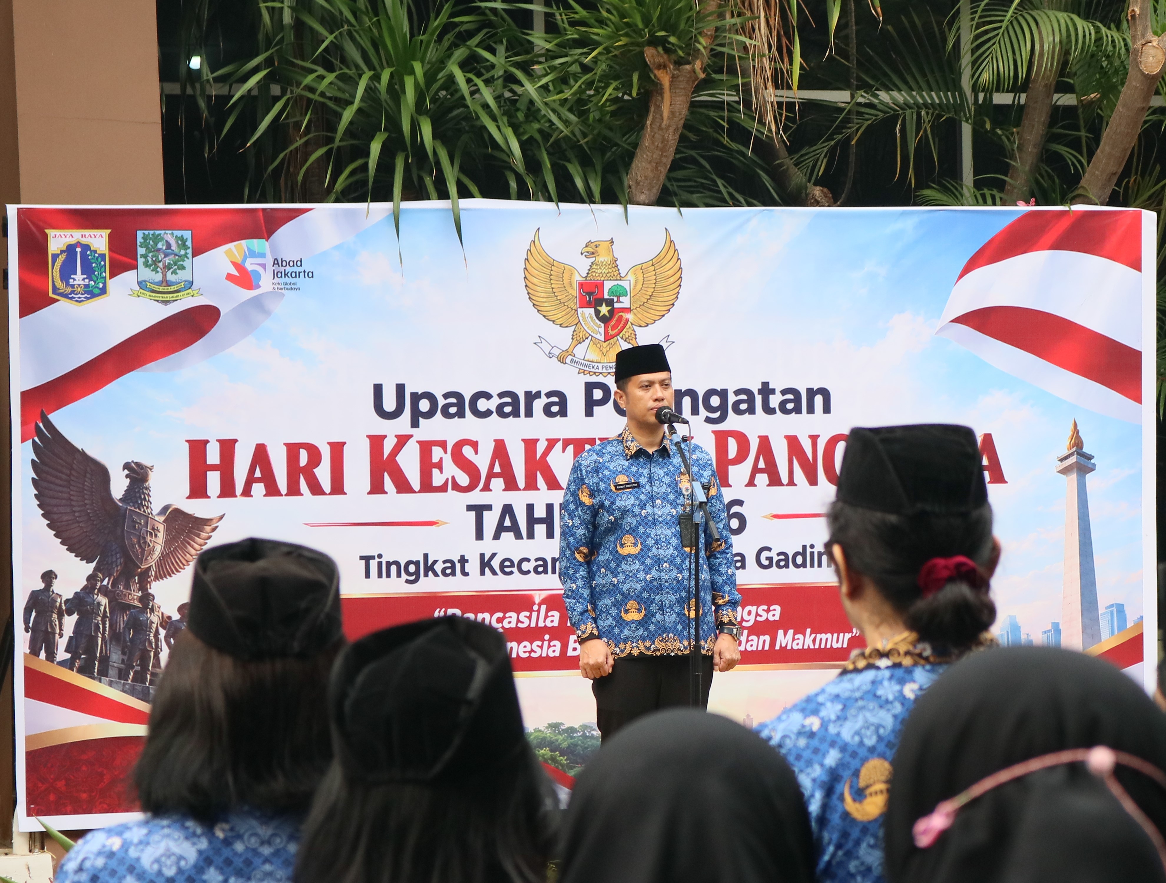 "Upacara Peringatan Hari Kesaktian Pancasila Tahun 2026 Tingkat Kecamatan Kelapa Gading" 4
