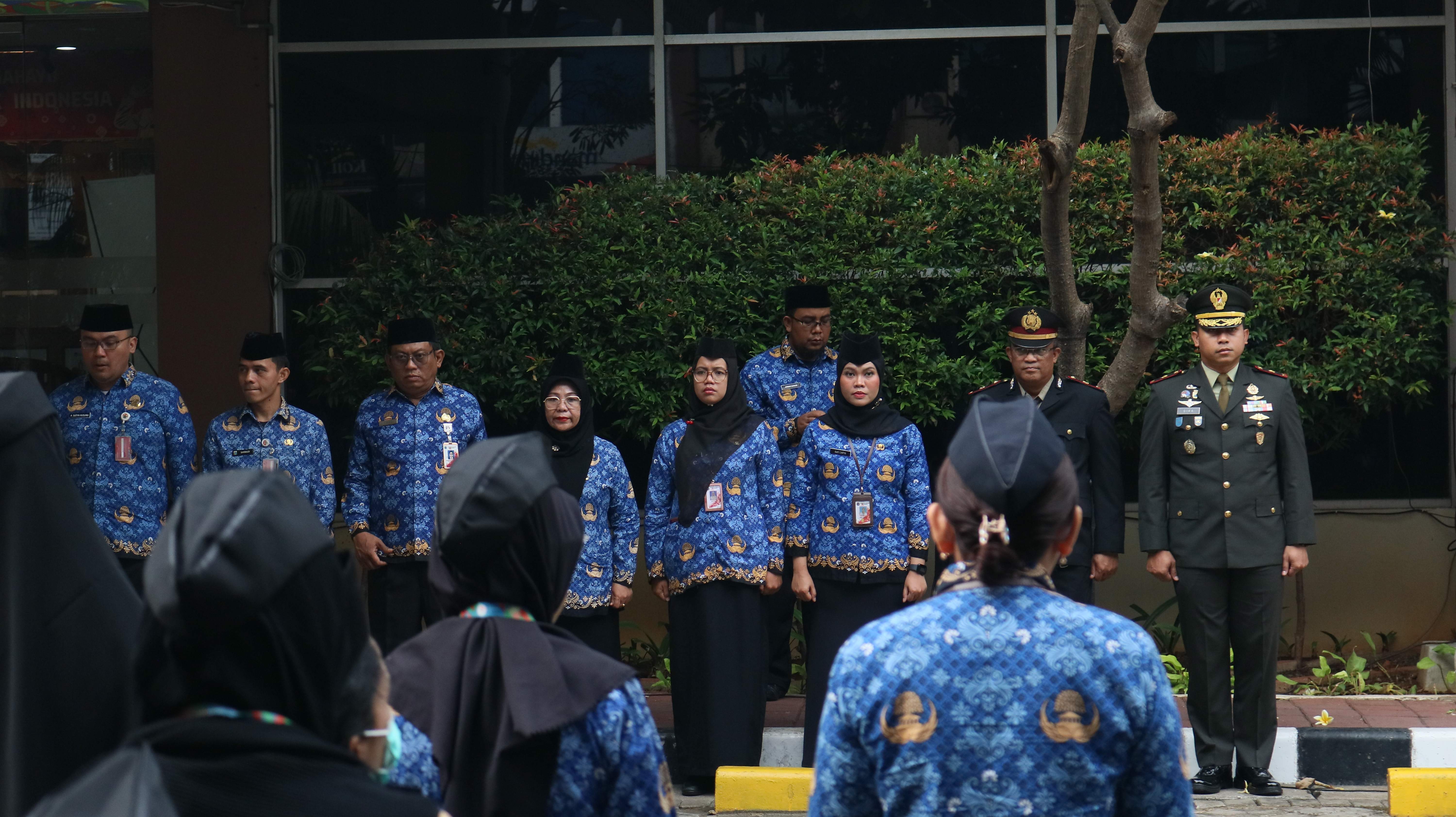 "Upacara Peringatan Hari Kesaktian Pancasila Tahun 2026 Tingkat Kecamatan Kelapa Gading" 3