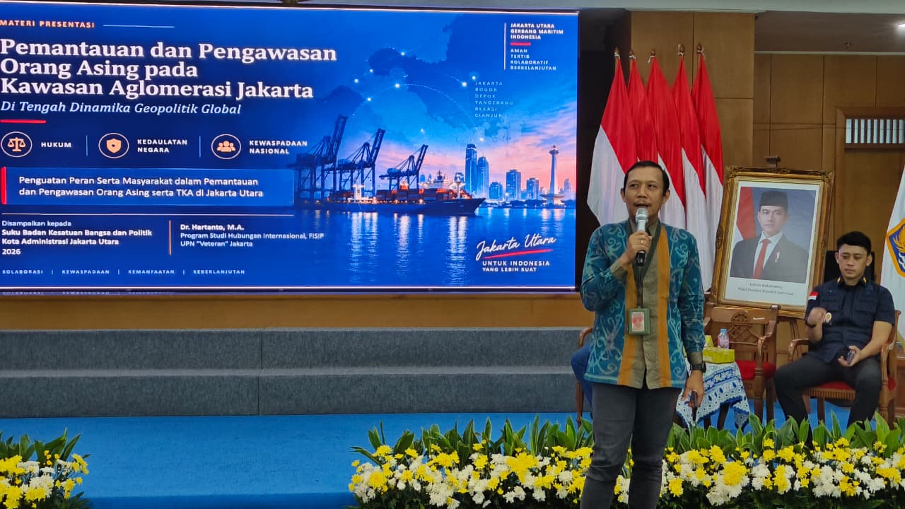Peningkatan Peran dan Fungsi Masyarakat dalam Melakukan Pemantauan Orang dan Pengawasan Orang Asing dan Tenaga Kerja Asing di Wilayah Kota Administrasi Jakarta Utara 4