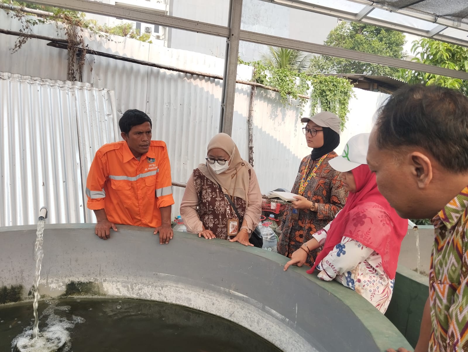 Peninjauan Urban Farming Kebun Pegangsaan Dua Menanam (Gangnam) 1