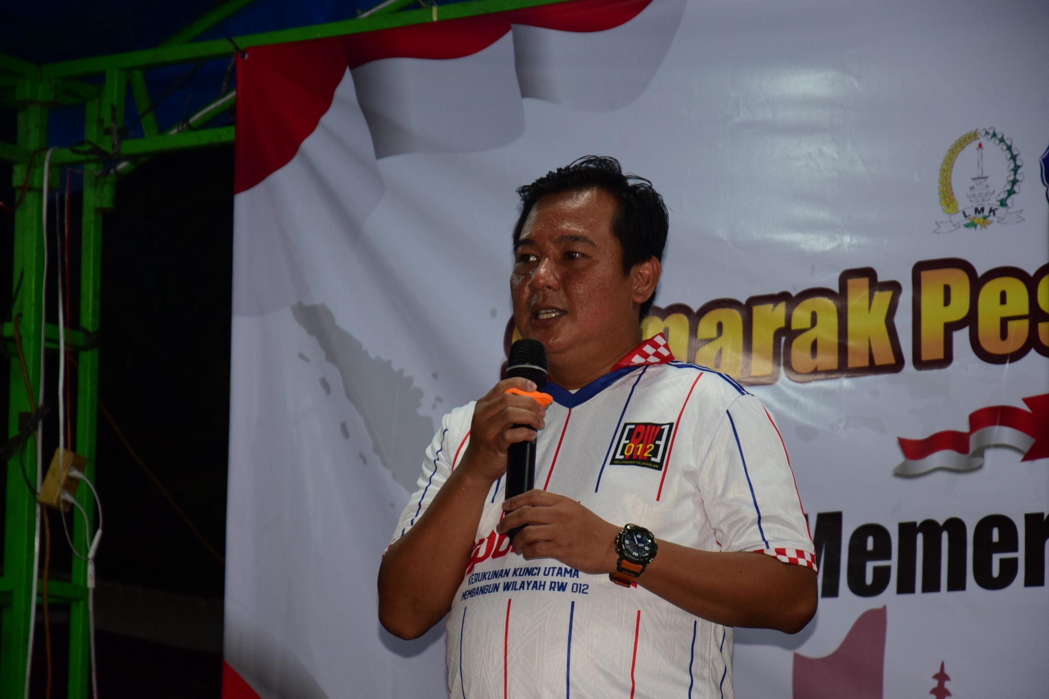 Lurah Pejagalan Hadiri Malam Puncak Semarak Pesta Rakyat RW 012 3