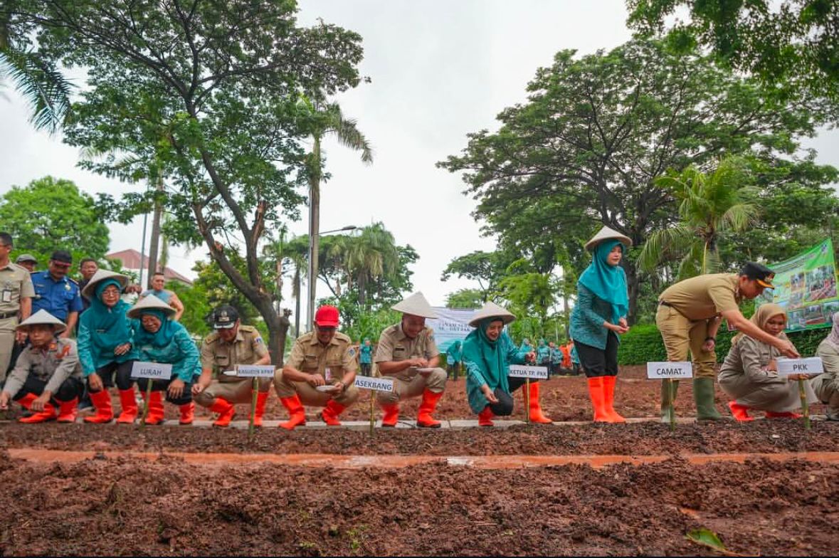Tanam Serentak se-DKI Jakarta 2