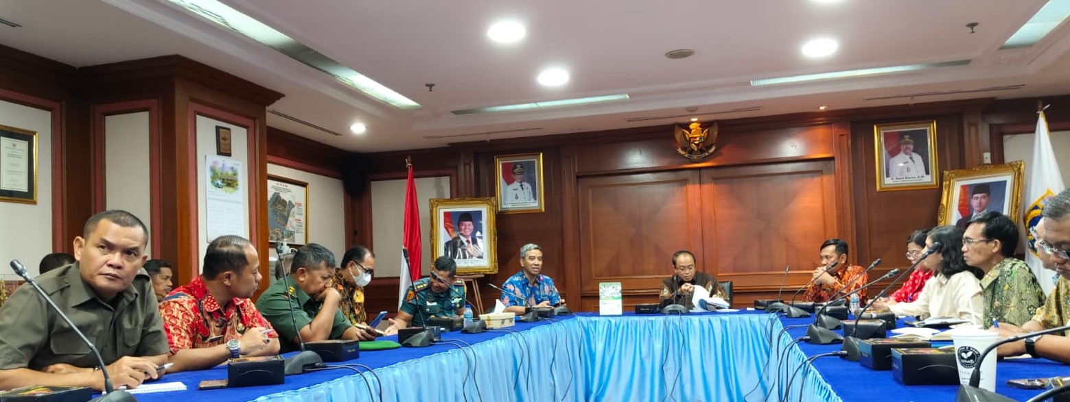 RAPAT KOORDINASI PERSIAPAN BAKTI SOSIAL DALAM RANGKA PENANGANAN KAWASAN RAWAN NARKOBA DI KAMPUNG MUARA BAHARI KELURAHAN TANJUNG PRIOK 6