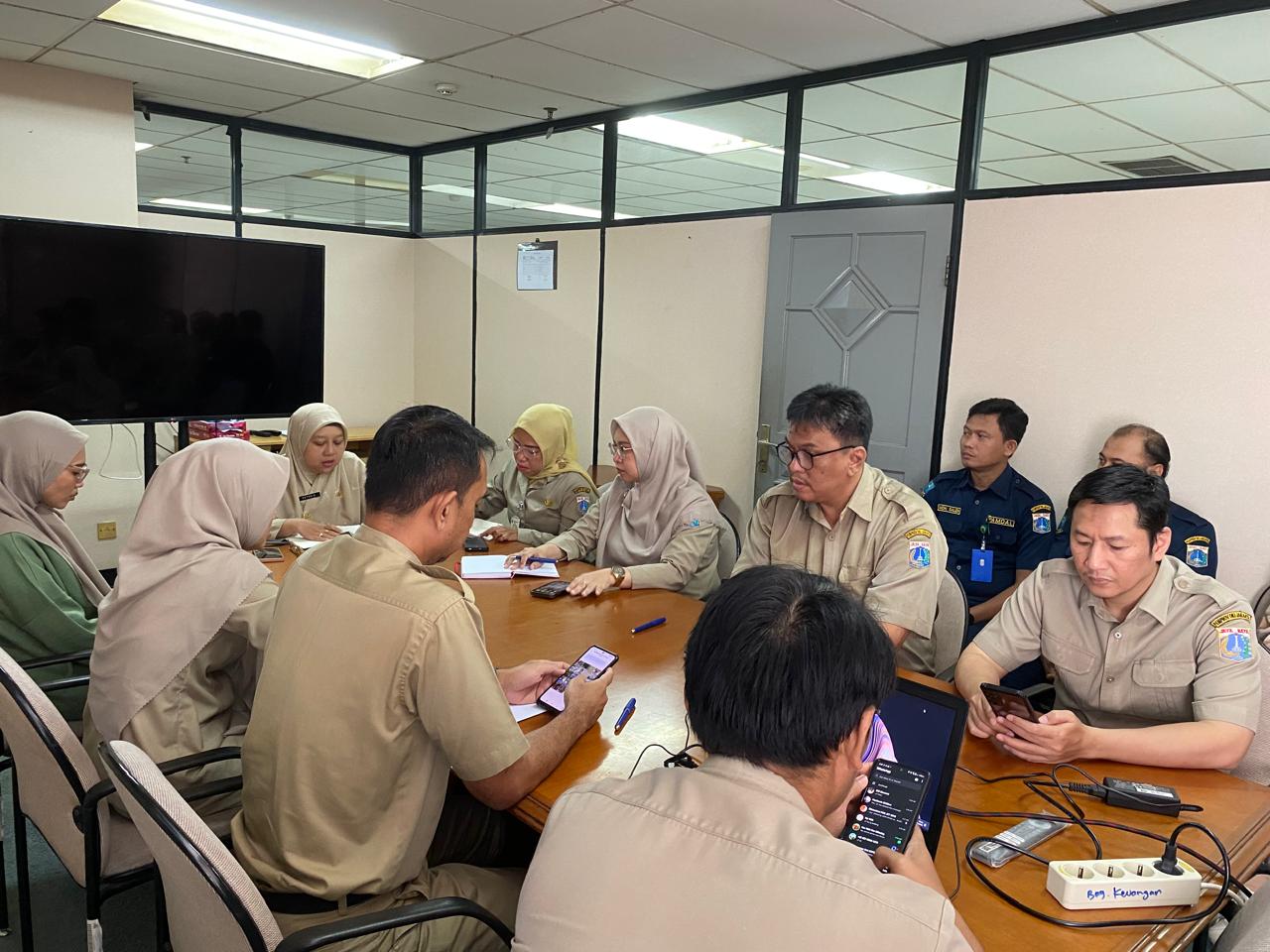 Rapat Monev Kegiatan Pada Bagian Keuangan 24 Maret 2025 1