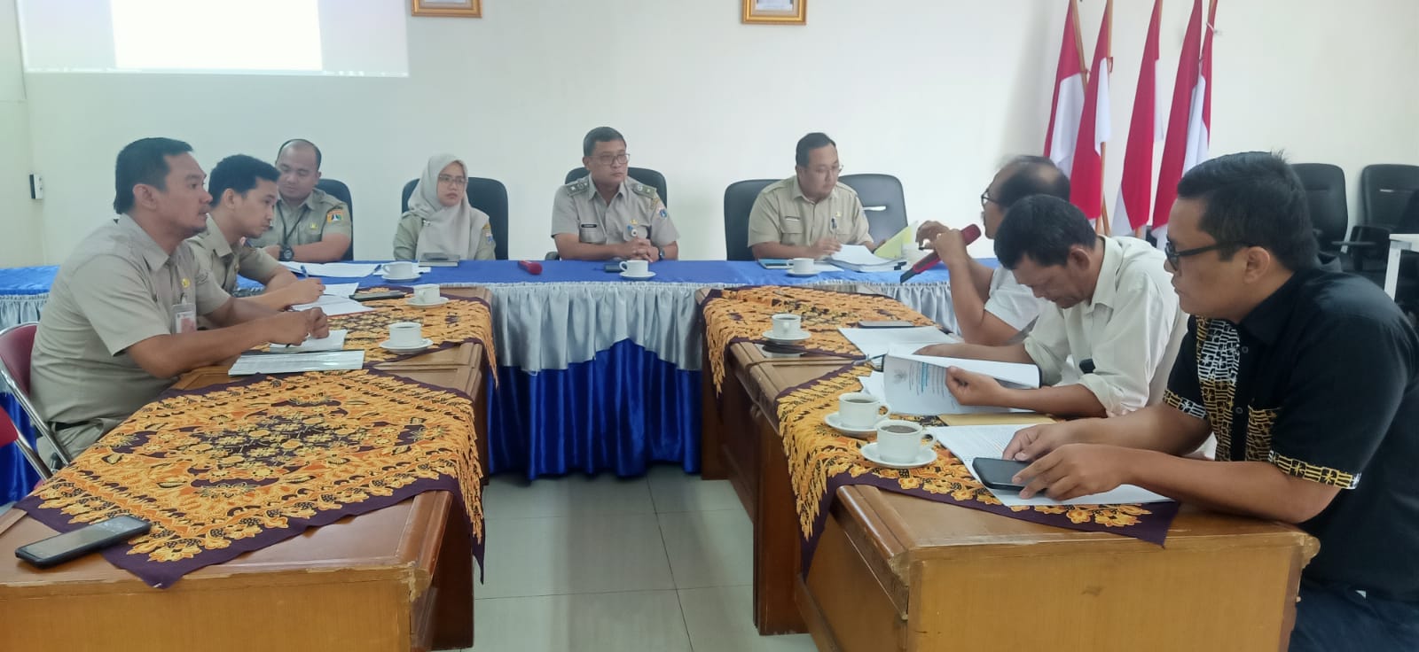 Fasilitasi Laporan Pengaduan dan Petisi terbuka RT10 RW 10 Kelurahan Kebon Bawang 2