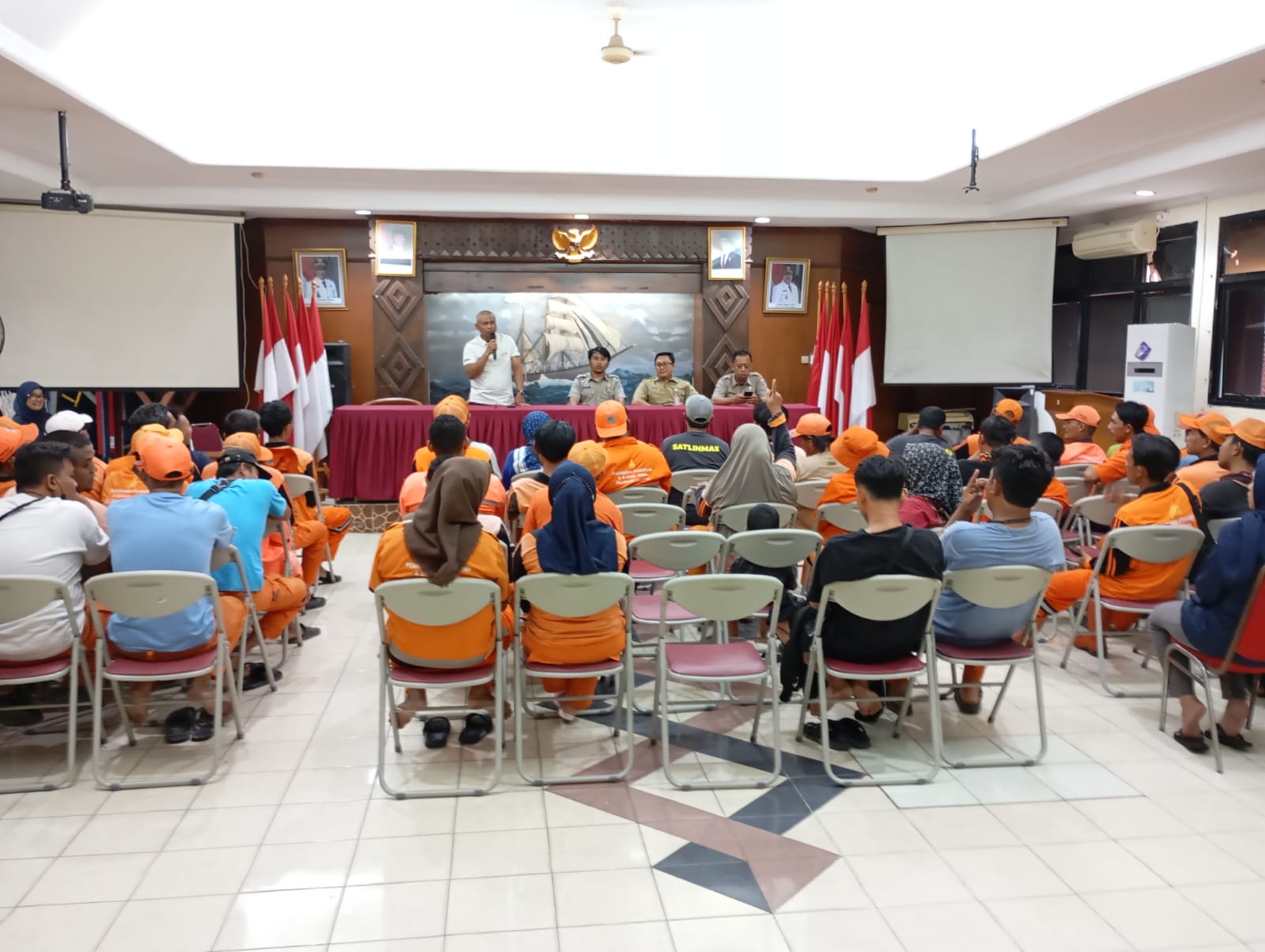 Kegiatan perkenalan Pemimpin dan Jajaran baru kepada PPSU Kelurahan Kalibaru 5