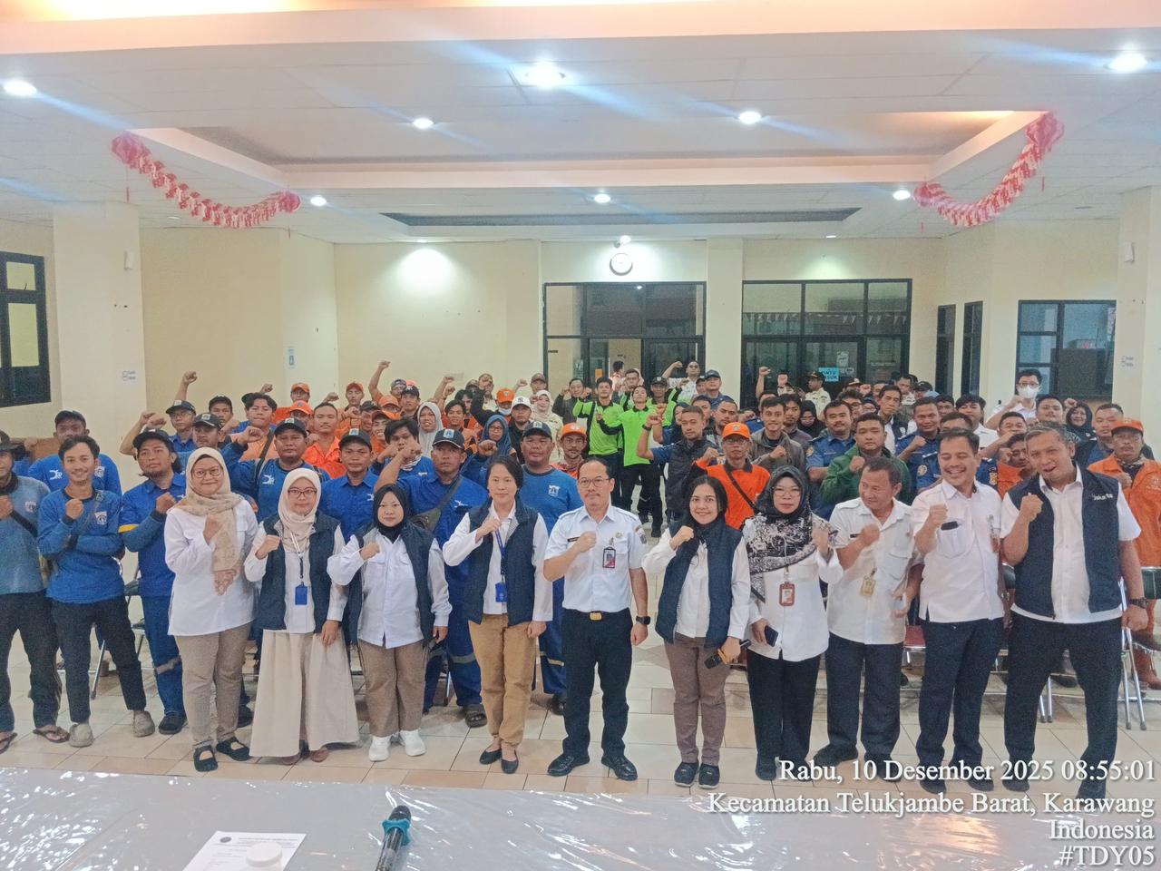 Kolaborasi Badan Narkotika Nasional (BNN) Kota Jakarta Utara dengan Kecamatan Cilincing melaksanakan Kegiatan Pemberdayaan Masyarakat Anti Narkoba melalui Tes Urine 1