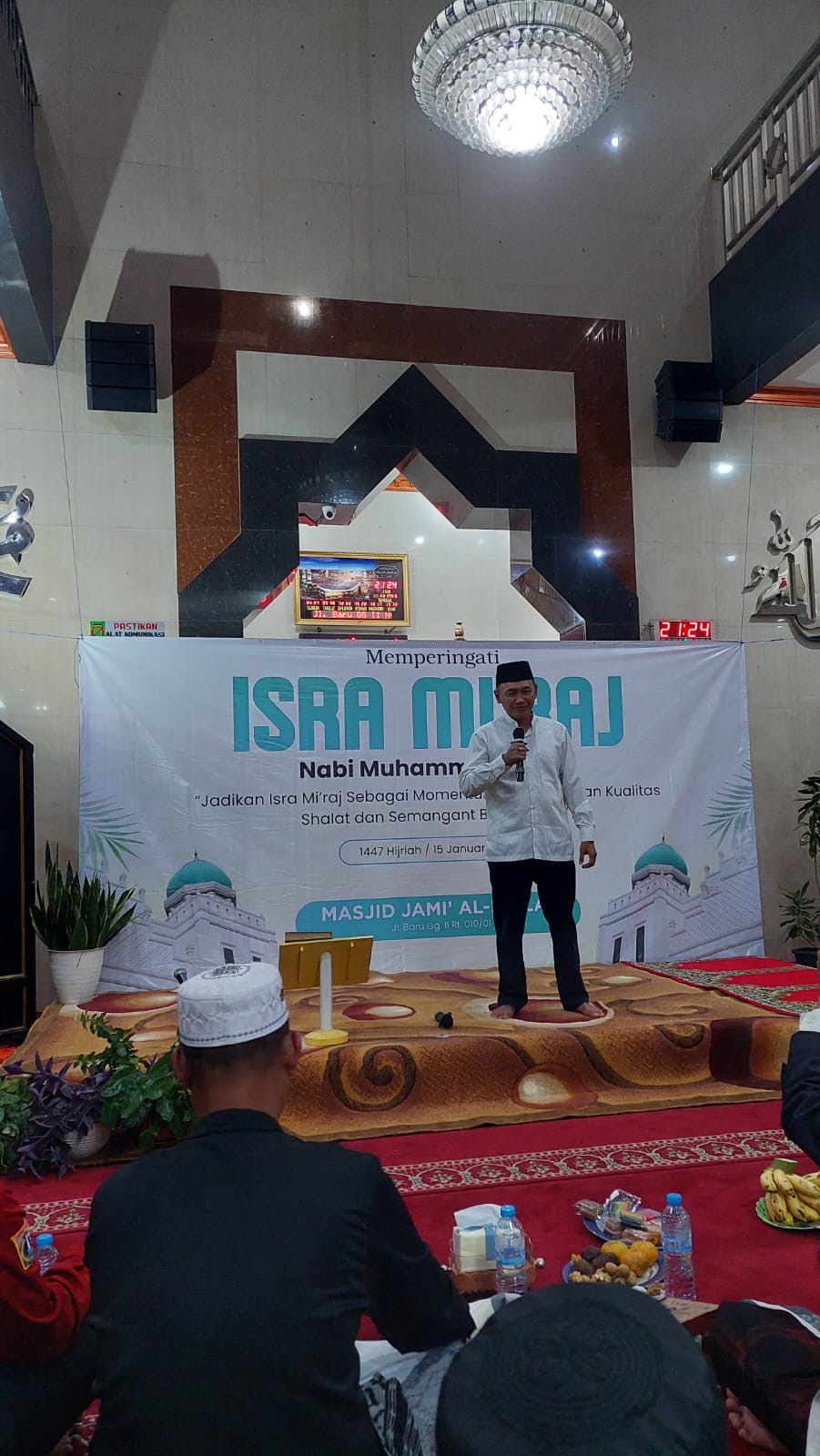 Lurah Cilincing Hadiri Peringatan Isra Mi’raj di RW 01 4