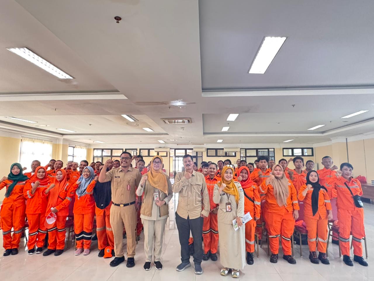 Tingkatkan Keselamatan Kerja Lapangan, Kecamatan Tanjung Priok Gelar Sosialisasi Penerapan K3 bagi PPSU dan PJLP 2