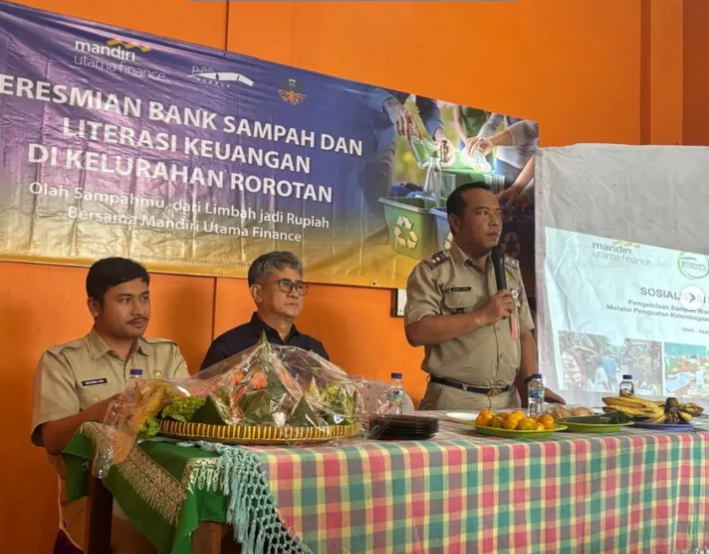 PERESMIAN BANK SAMPAH RW. 10 DAN LITERASI KEUANGAN DI KELURAHAN ROROTAN 2