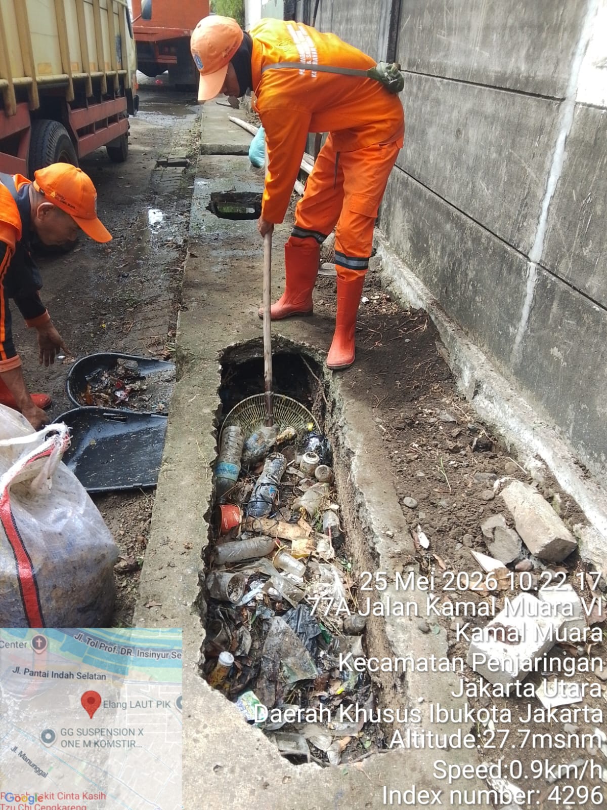 PPSU Kamal Muara Bergerak Cepat, Penataan Lingkungan di RW 03 Perkuat Kebersihan dan Kelancaran Saluran Air 8