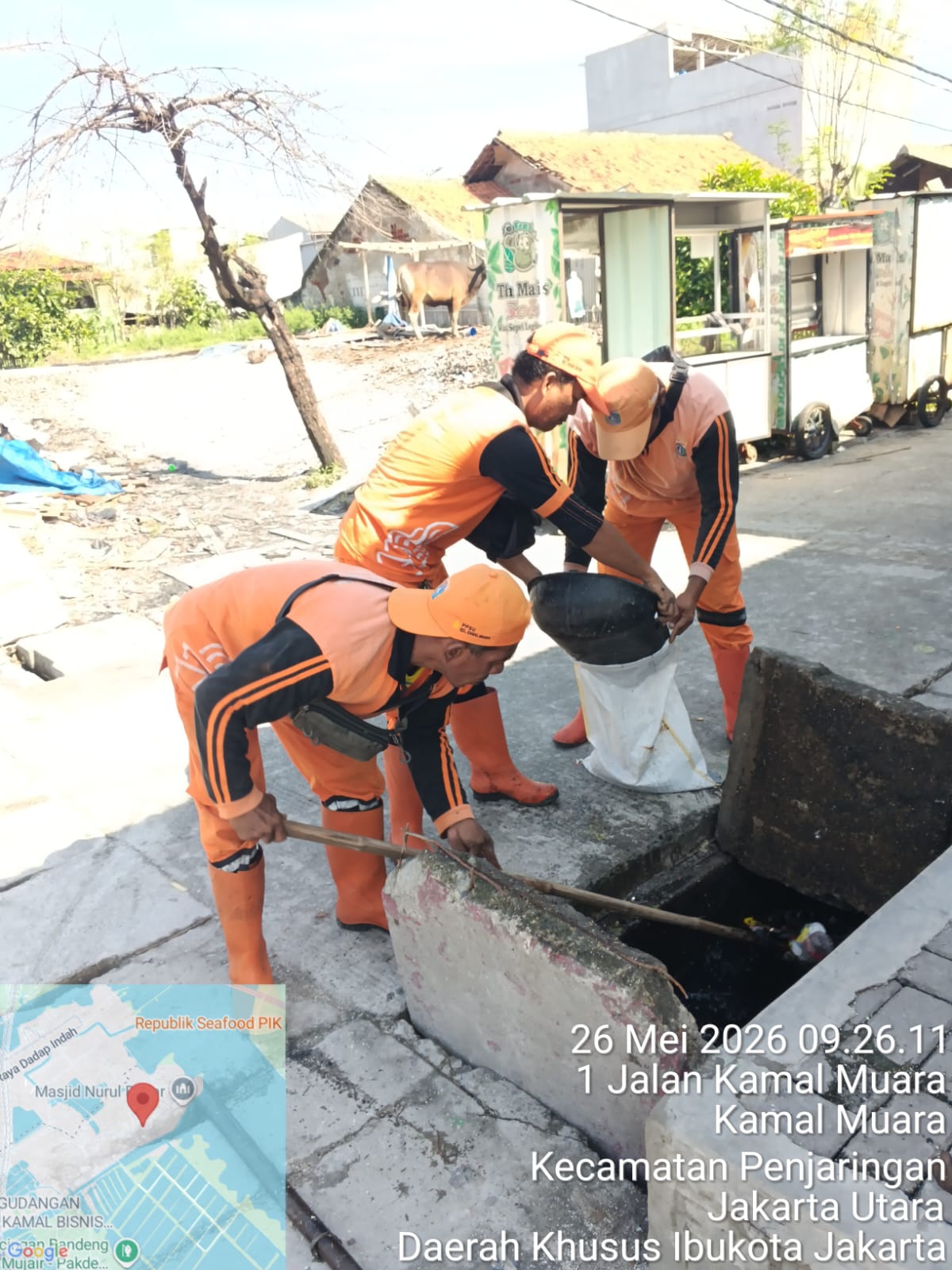 PPSU Kamal Muara Bergerak Cepat, Pembersihan Saluran Air di Gang Tongkol Perkuat Lingkungan Bersih dan Bebas Sumbatan 4